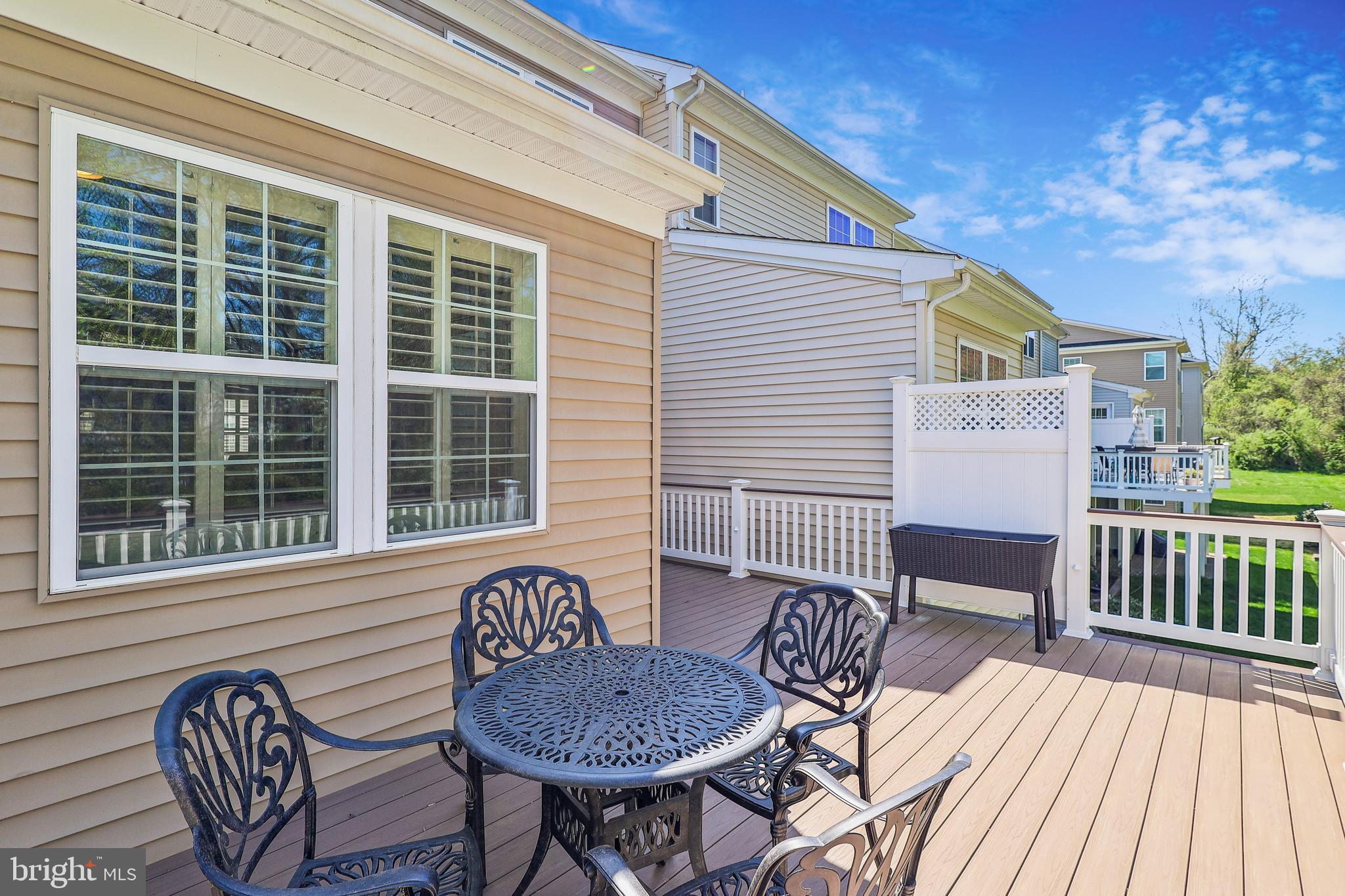 VILLAGGIO ENCLAVE - Residential