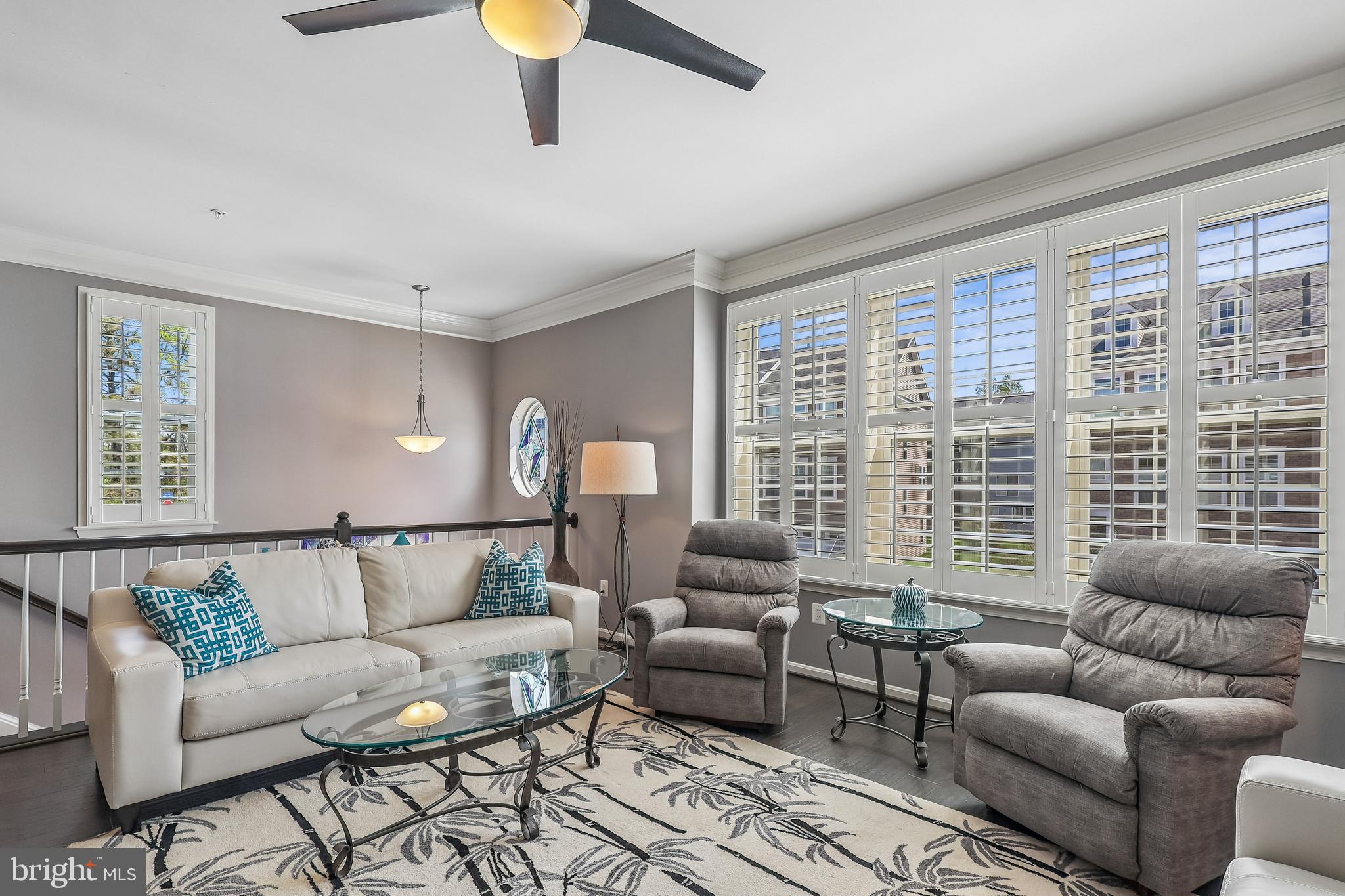 VILLAGGIO ENCLAVE - Residential