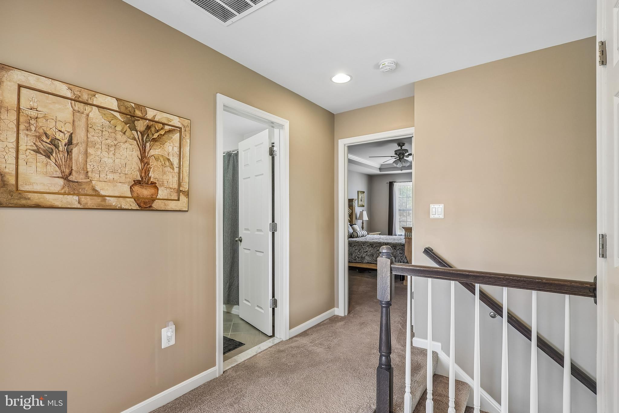 VILLAGGIO ENCLAVE - Residential