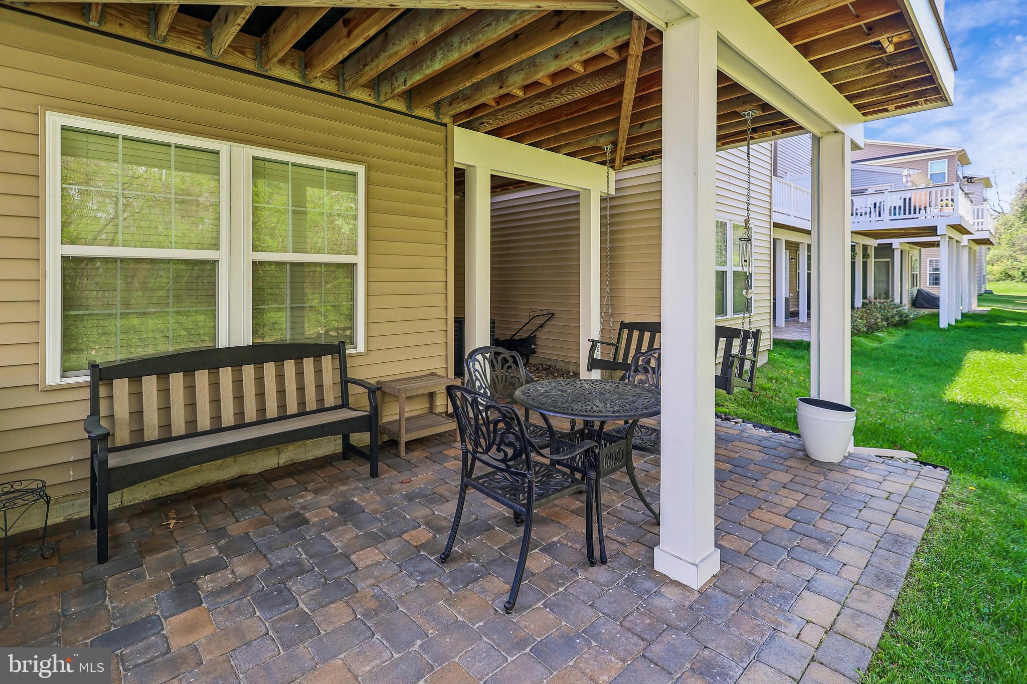 VILLAGGIO ENCLAVE - Residential