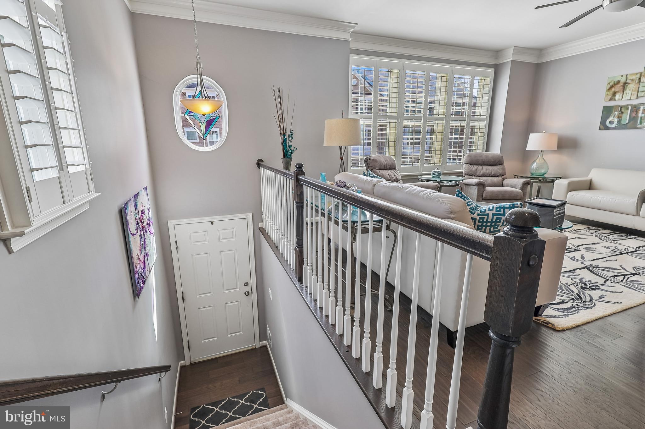 VILLAGGIO ENCLAVE - Residential