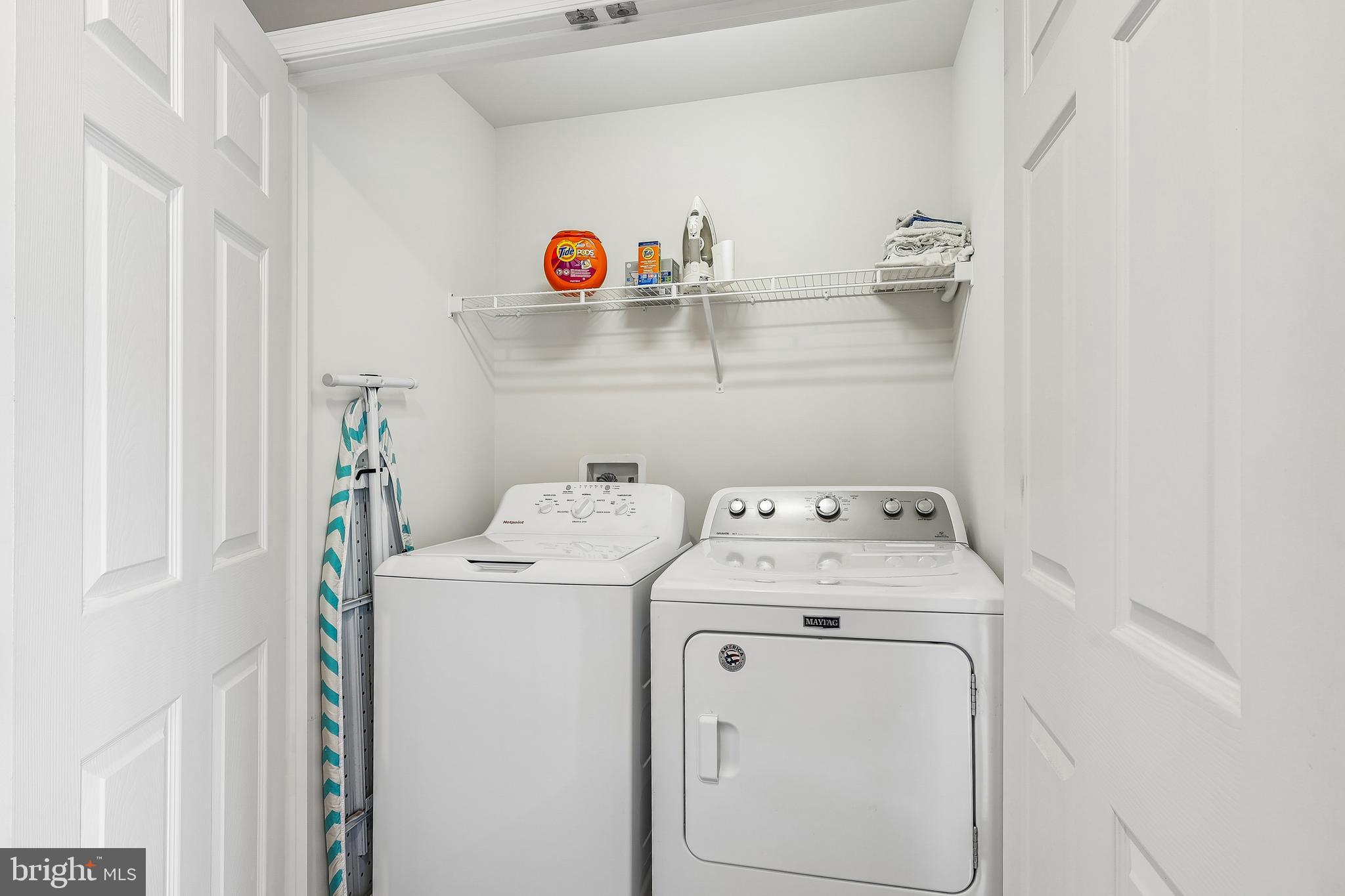 VILLAGGIO ENCLAVE - Residential