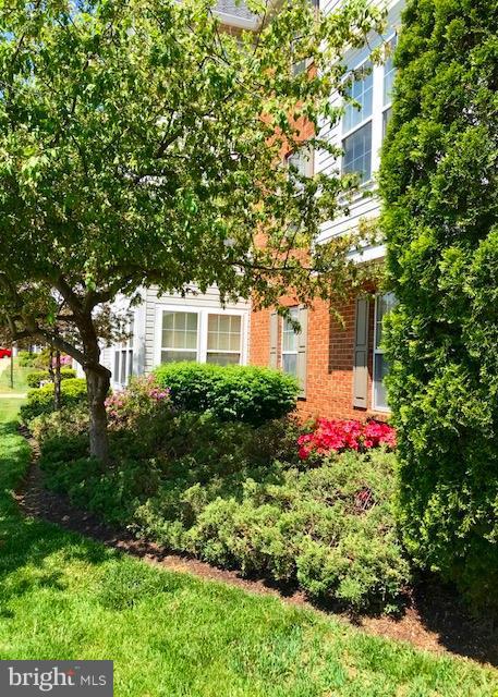 PINEY ORCHARD - Residential Lease