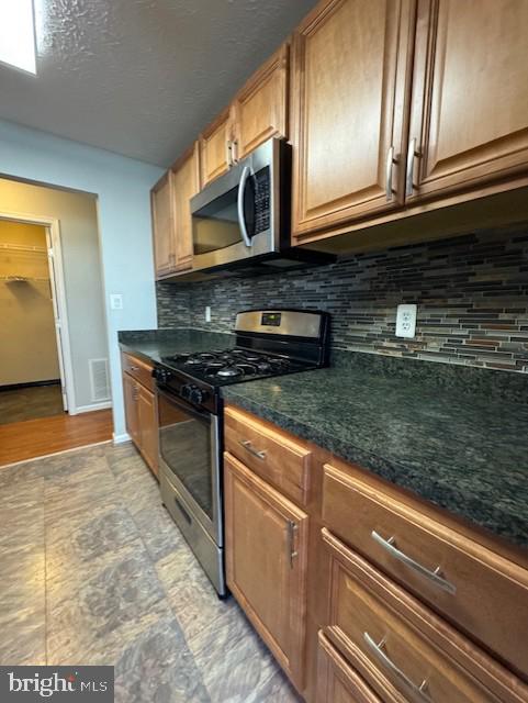 PINEY ORCHARD - Residential Lease