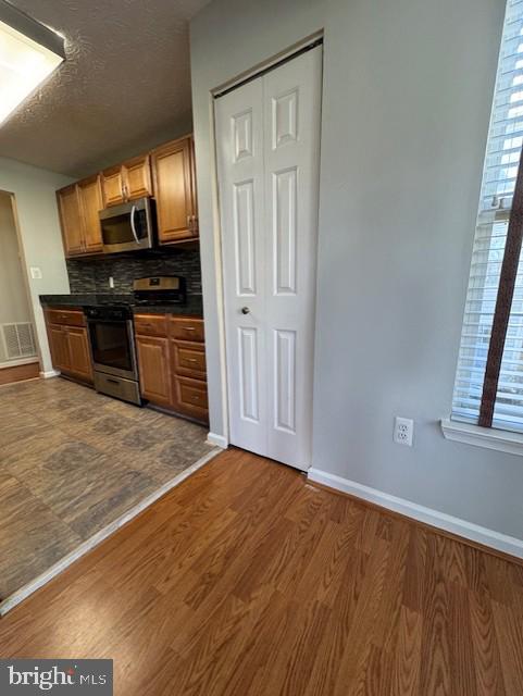 PINEY ORCHARD - Residential Lease