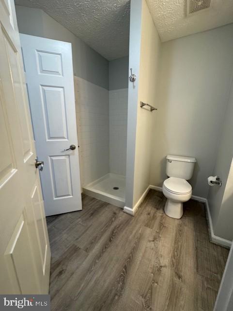 PINEY ORCHARD - Residential Lease