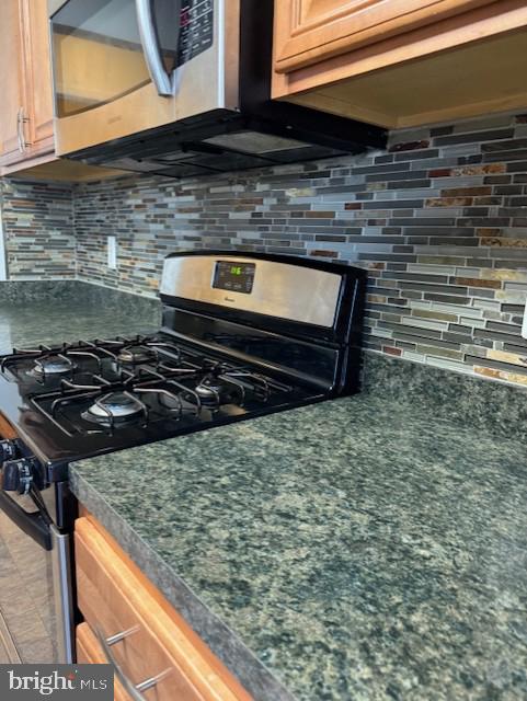 PINEY ORCHARD - Residential Lease