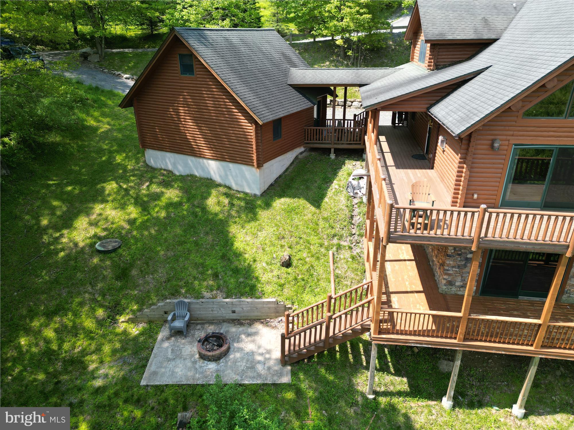 MOUNTAINSIDE - Residential