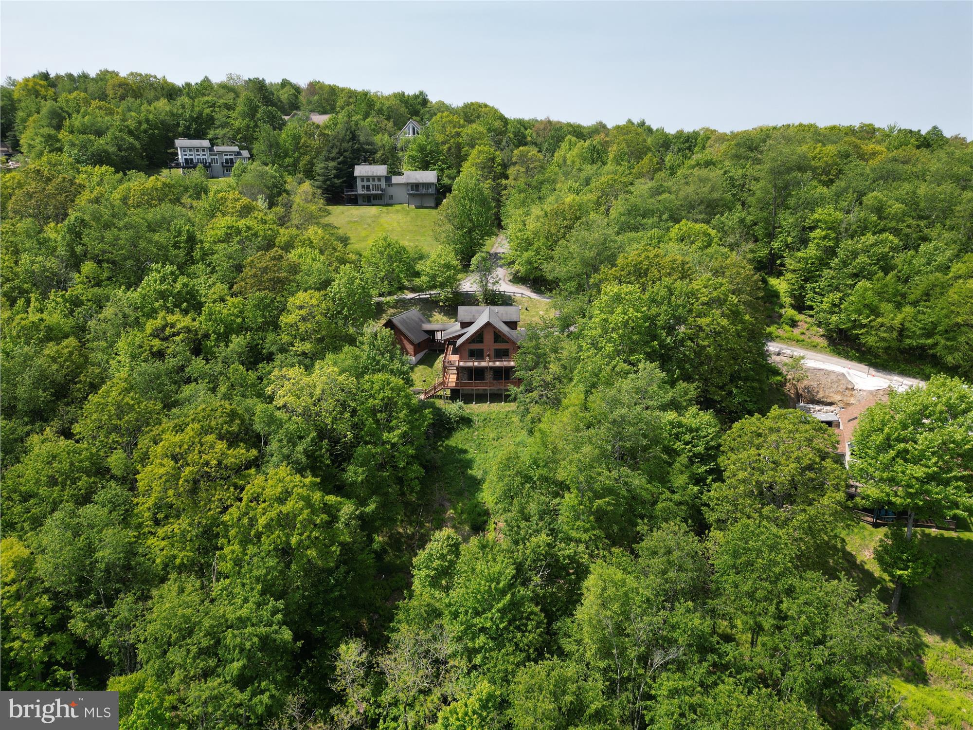MOUNTAINSIDE - Residential