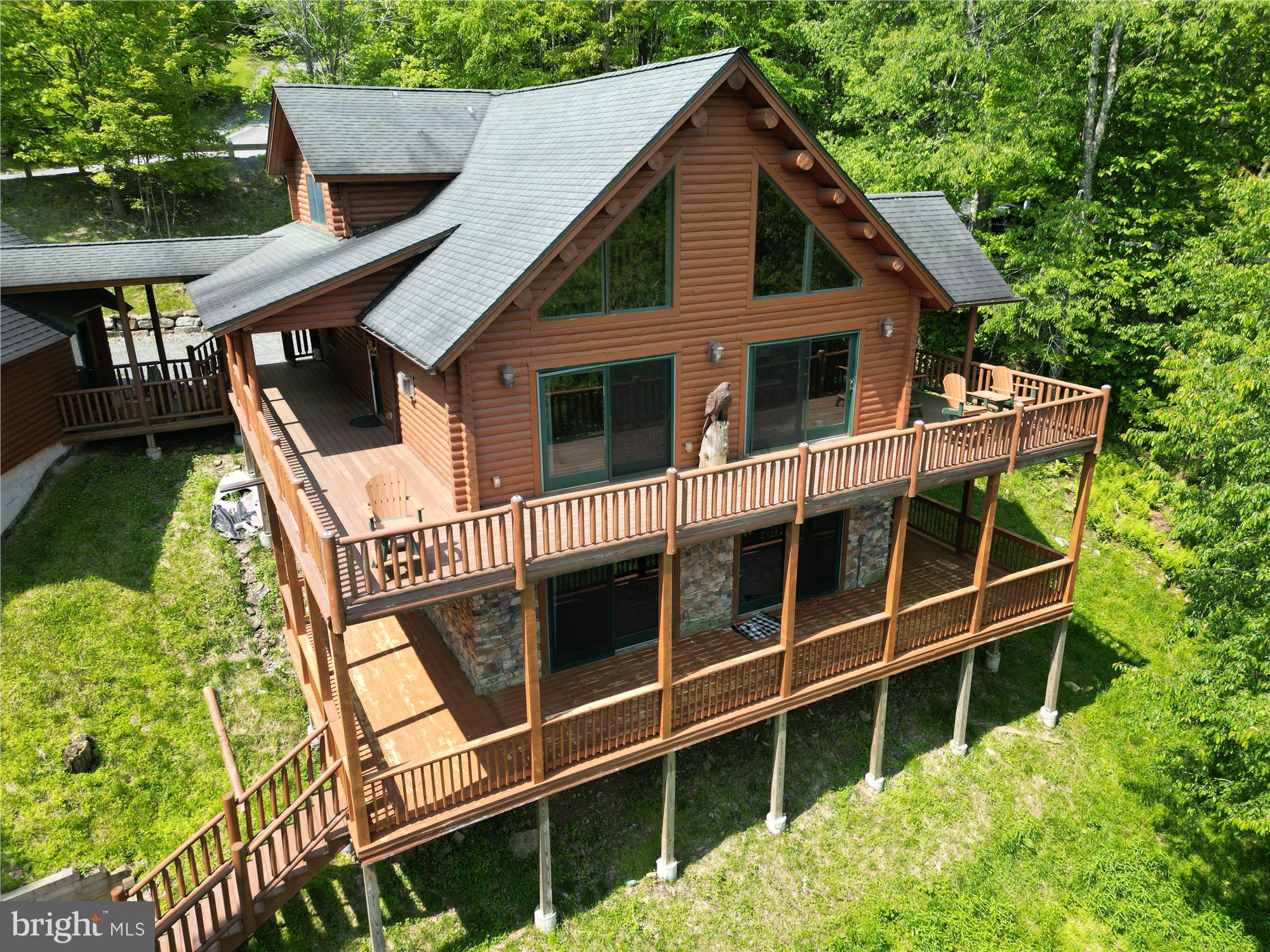 MOUNTAINSIDE - Residential