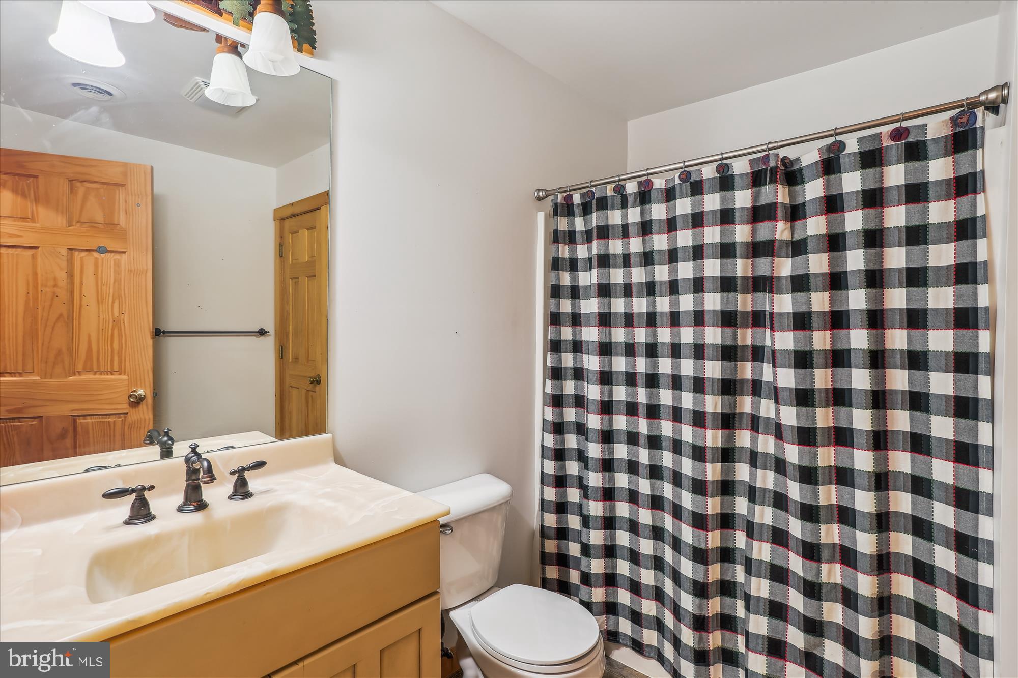 MOUNTAINSIDE - Residential