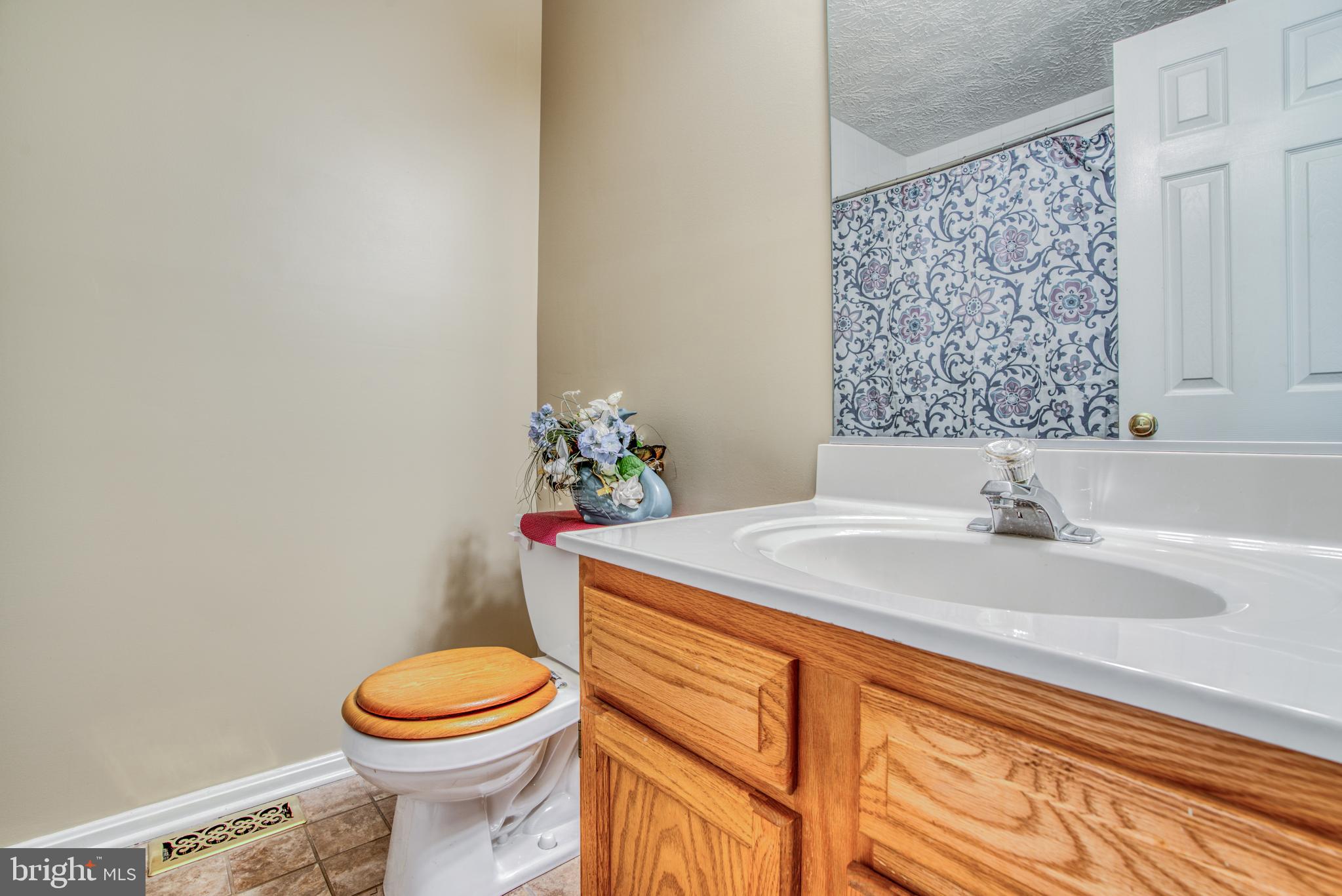 TWIN RIVER BEACH - Residential