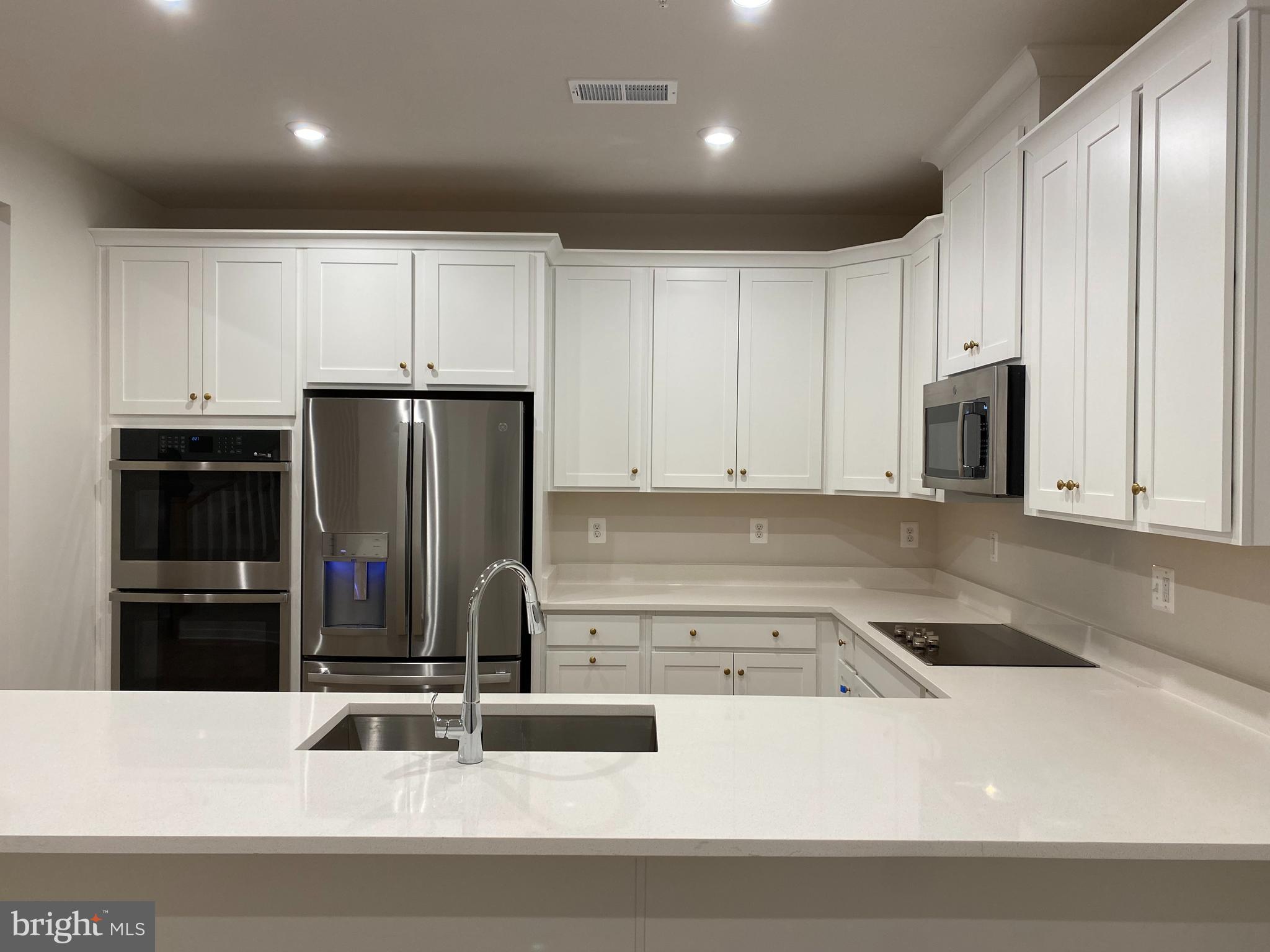 WESTFIELD - Residential Lease