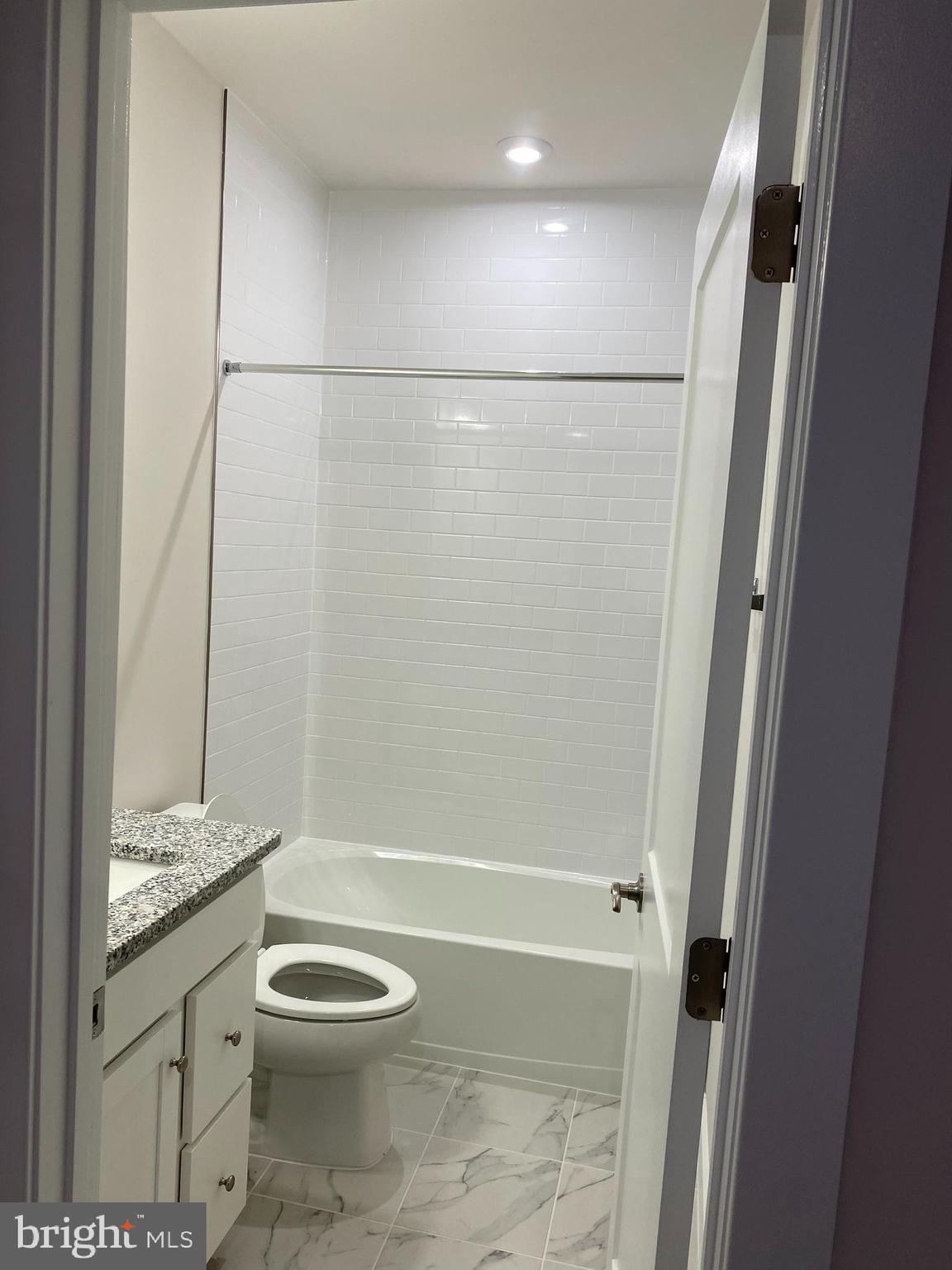 WESTFIELD - Residential Lease