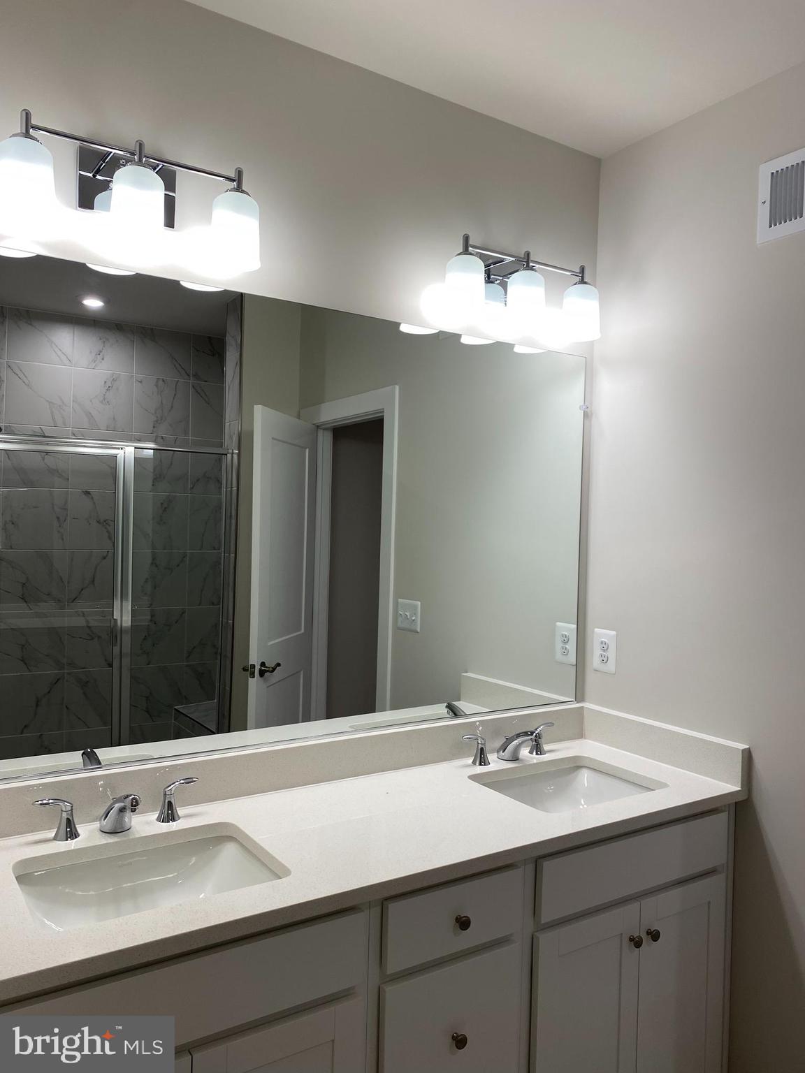 WESTFIELD - Residential Lease