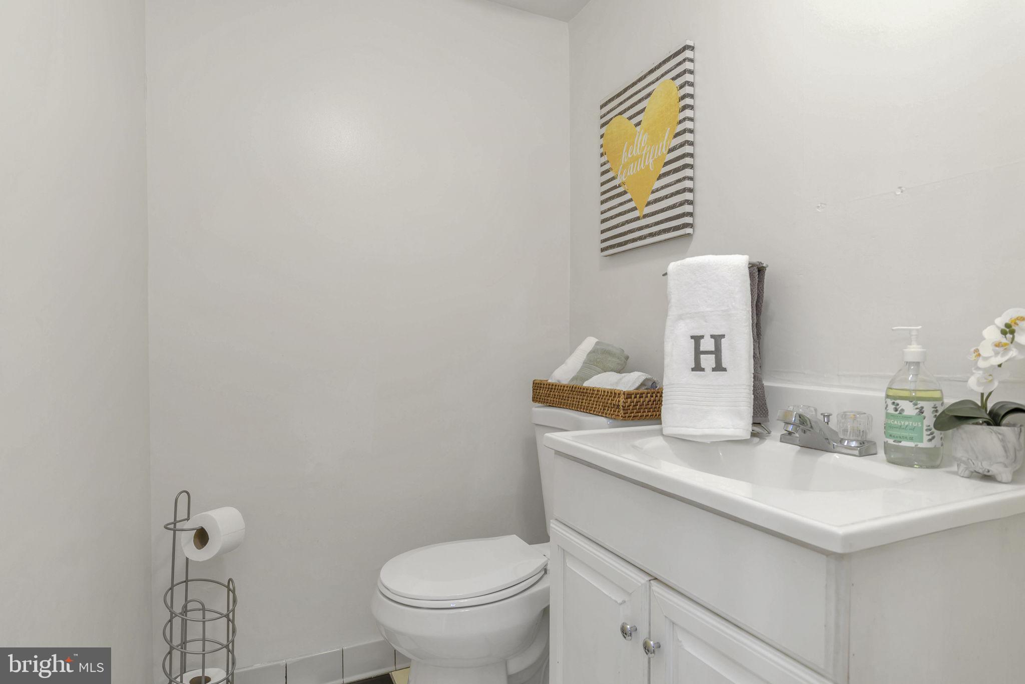 VILLAGE GATE - Residential