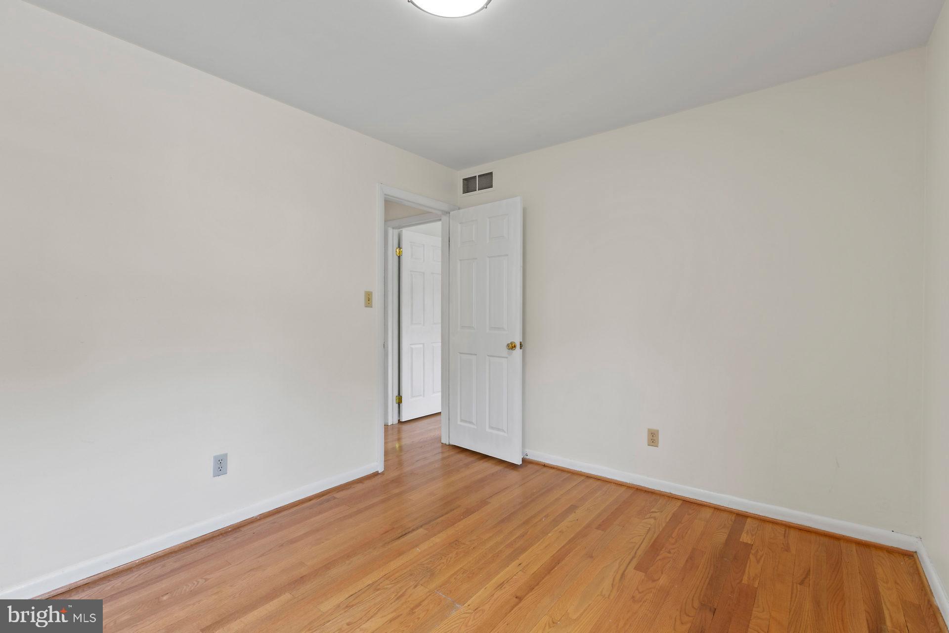 TOWN CREEK - Residential