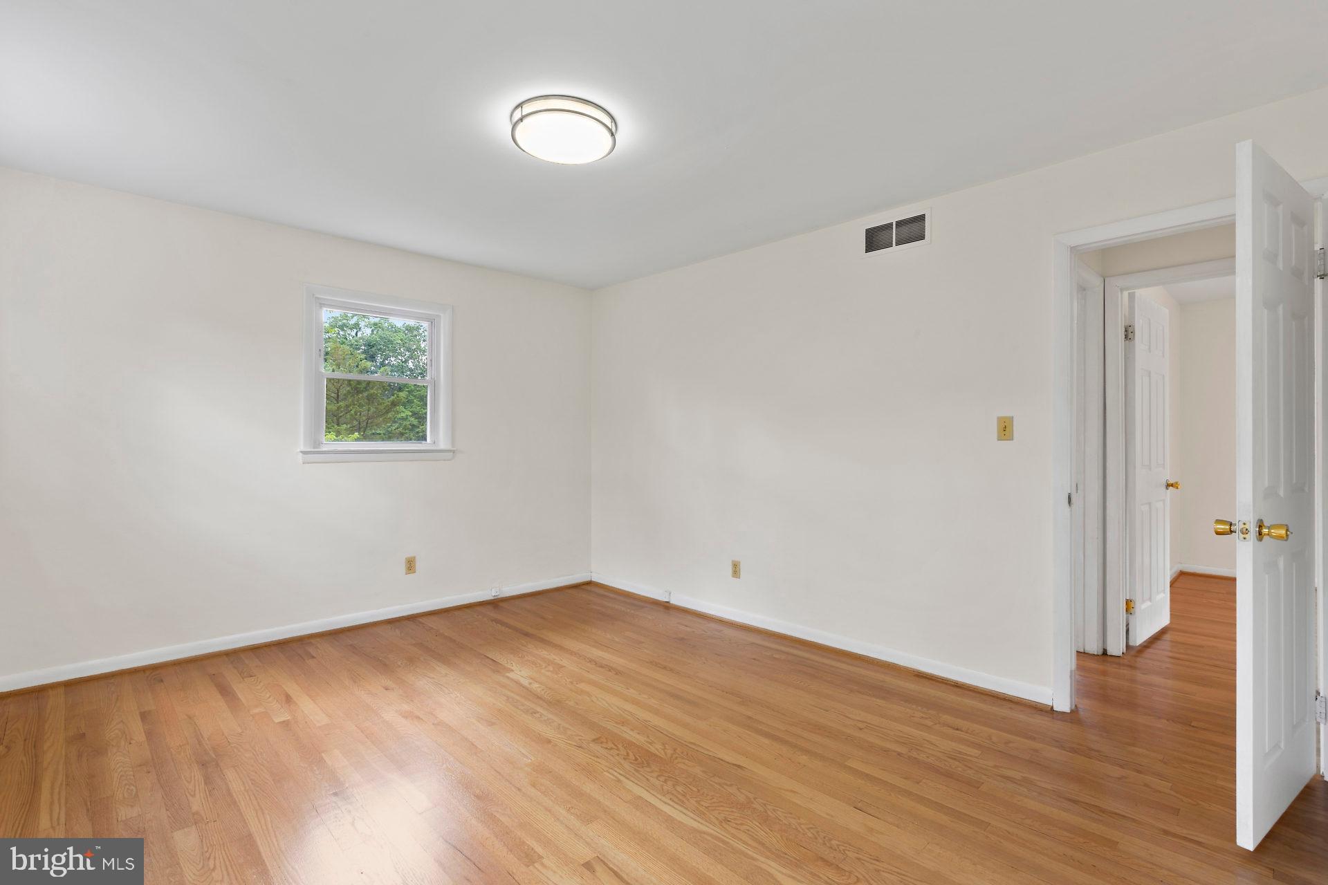 TOWN CREEK - Residential