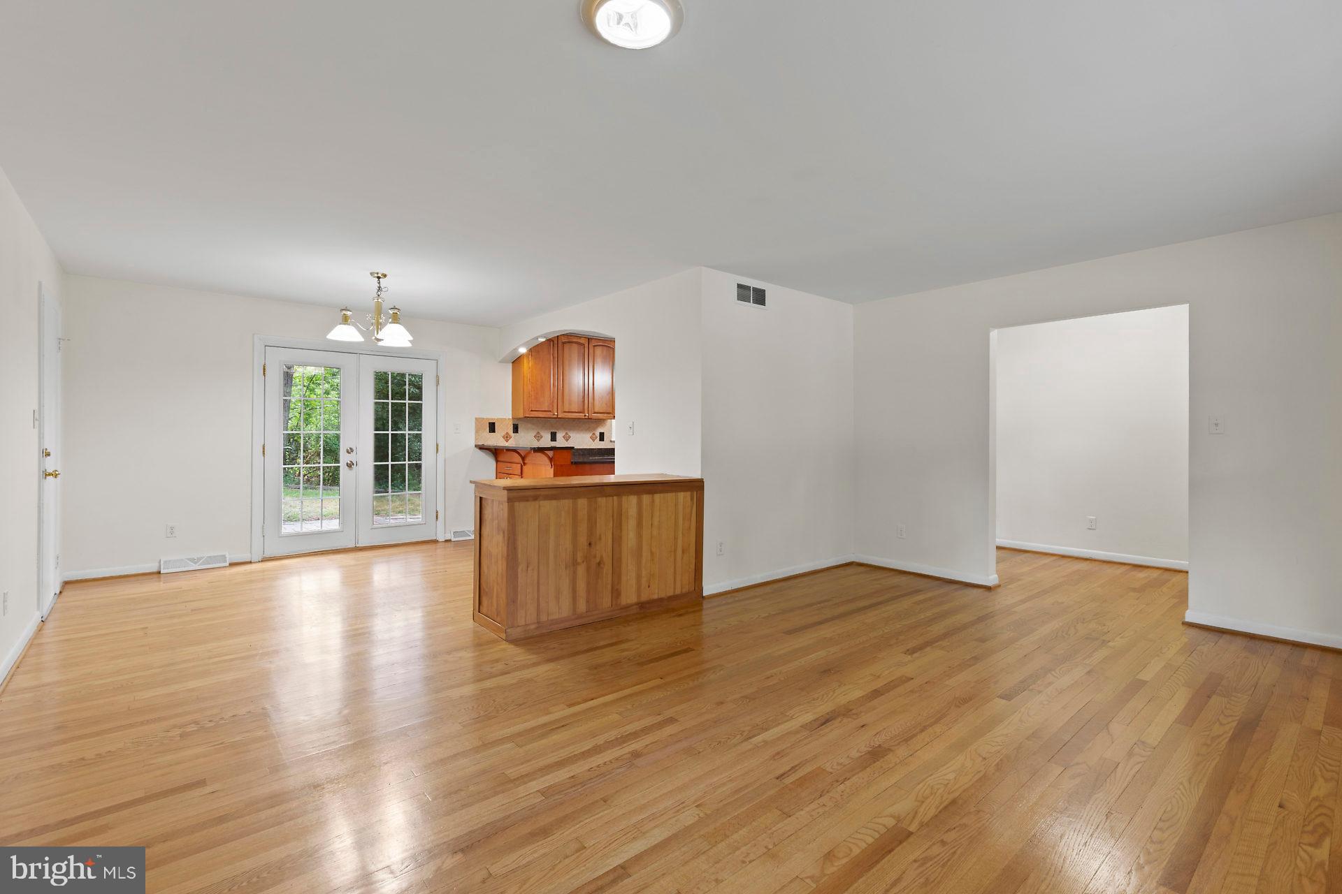 TOWN CREEK - Residential