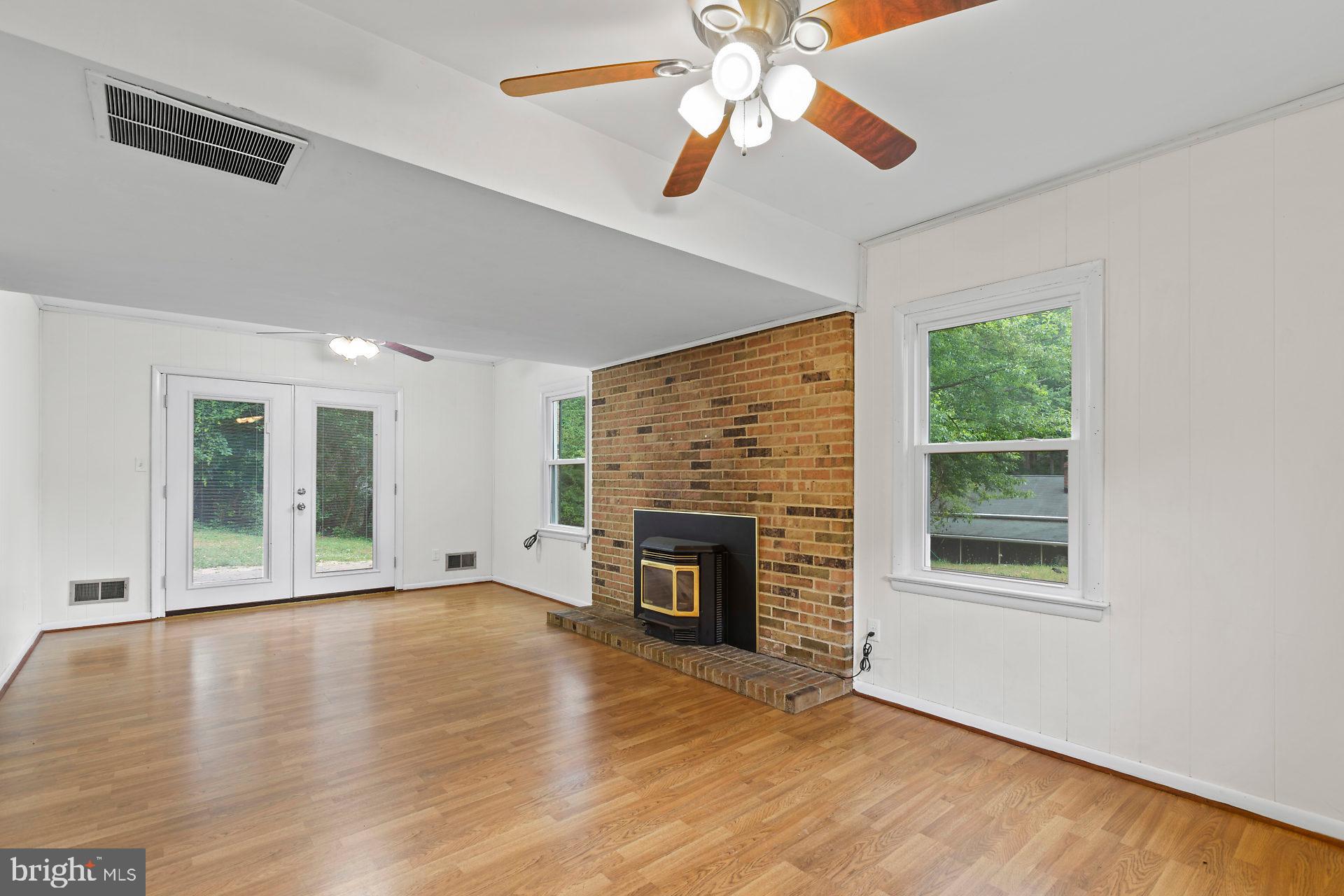 TOWN CREEK - Residential