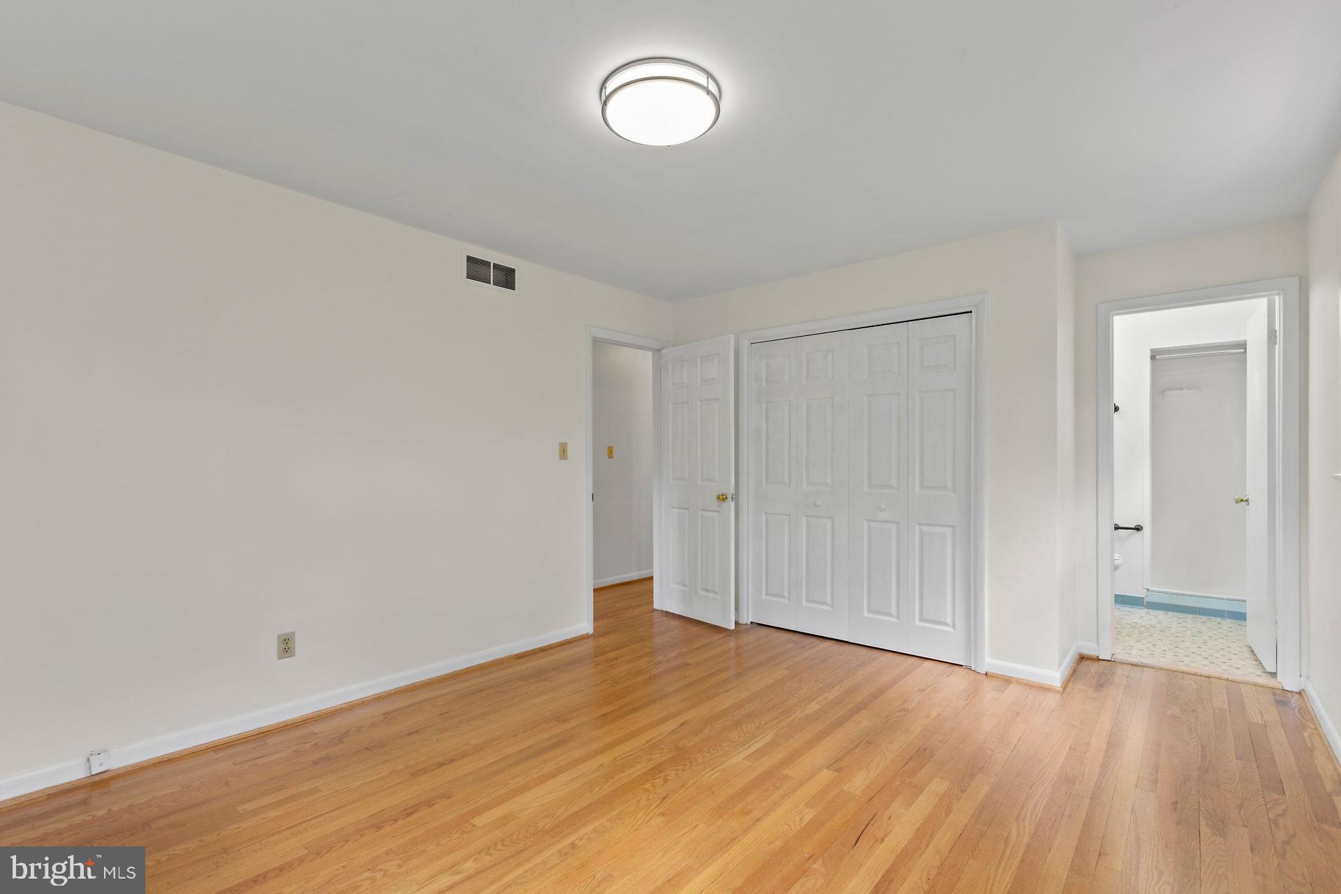 TOWN CREEK - Residential