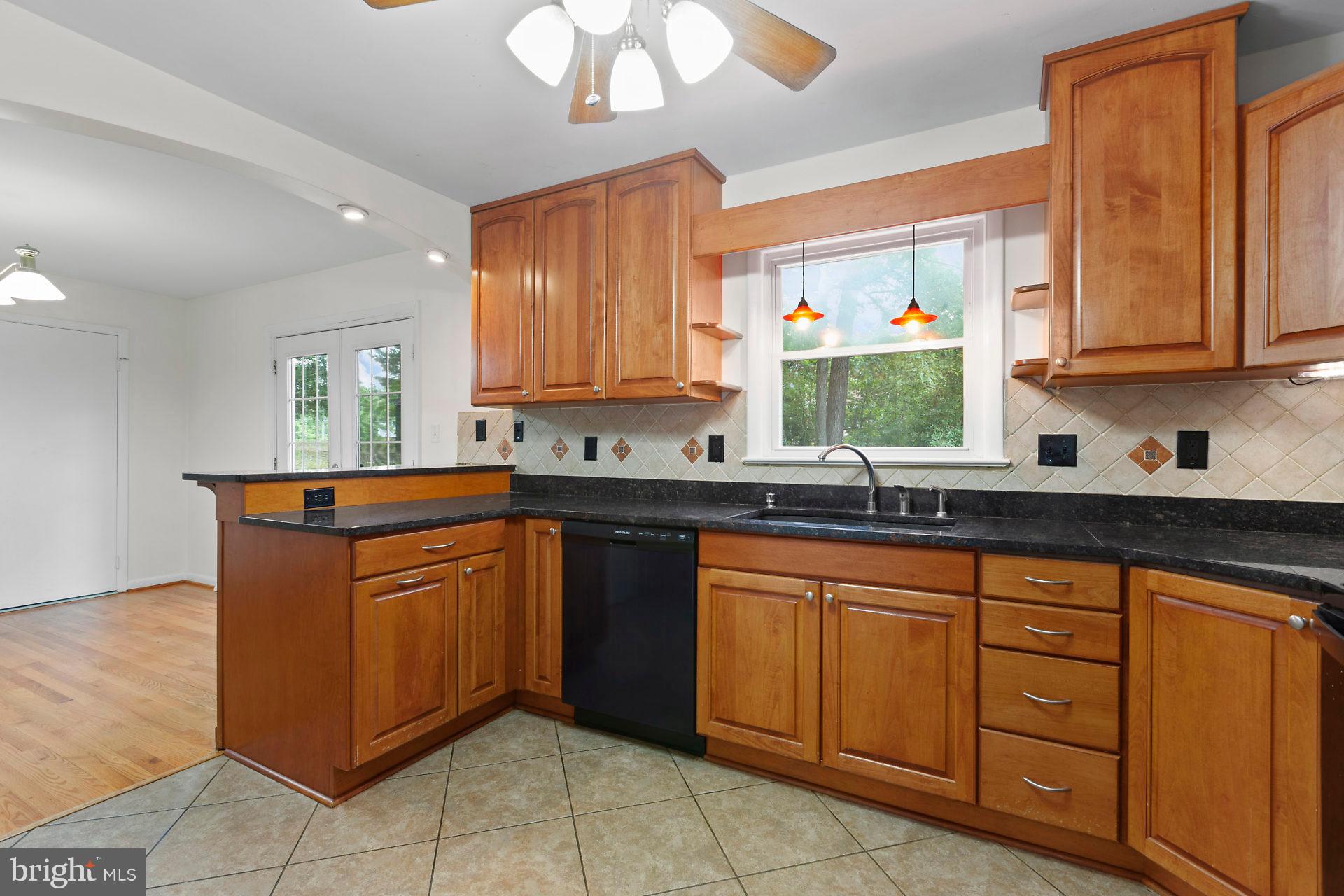 TOWN CREEK - Residential