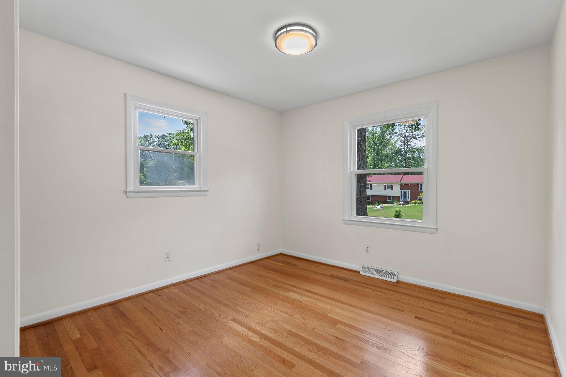 TOWN CREEK - Residential