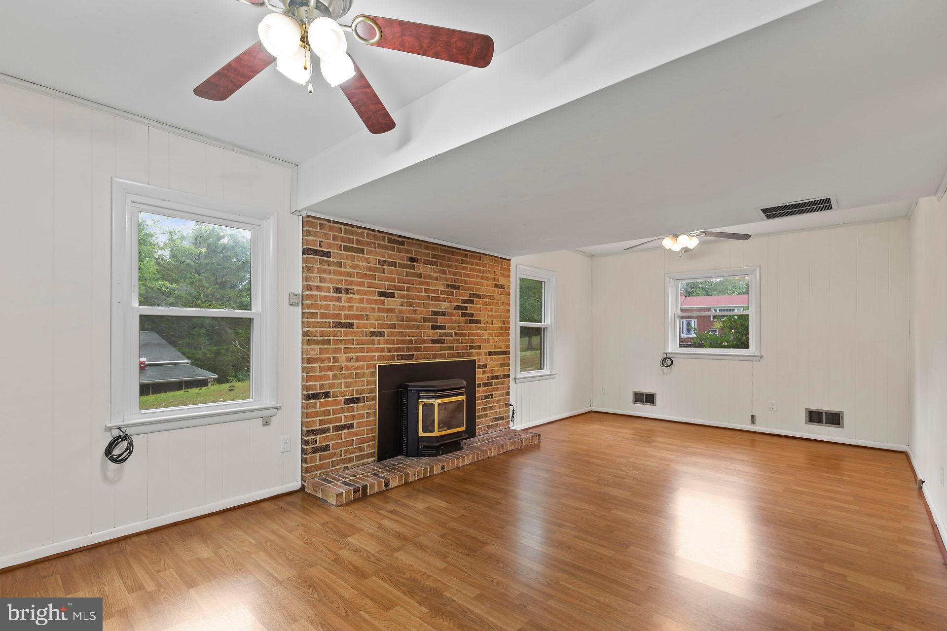 TOWN CREEK - Residential