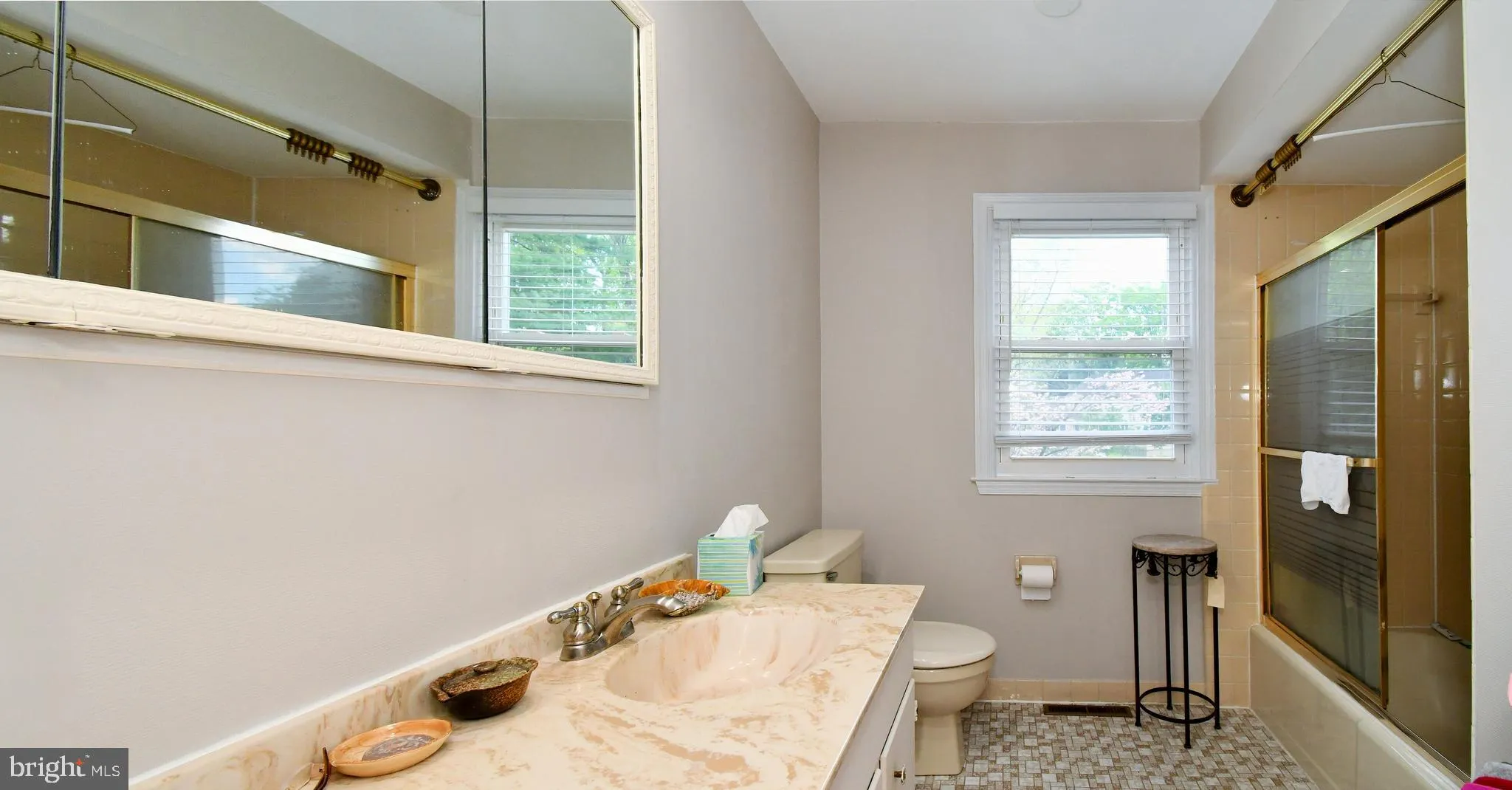 Wayne, Pennsylvania 19087, United States, 4 Bedrooms Bedrooms, ,3 BathroomsBathrooms,Residential,Active,122428