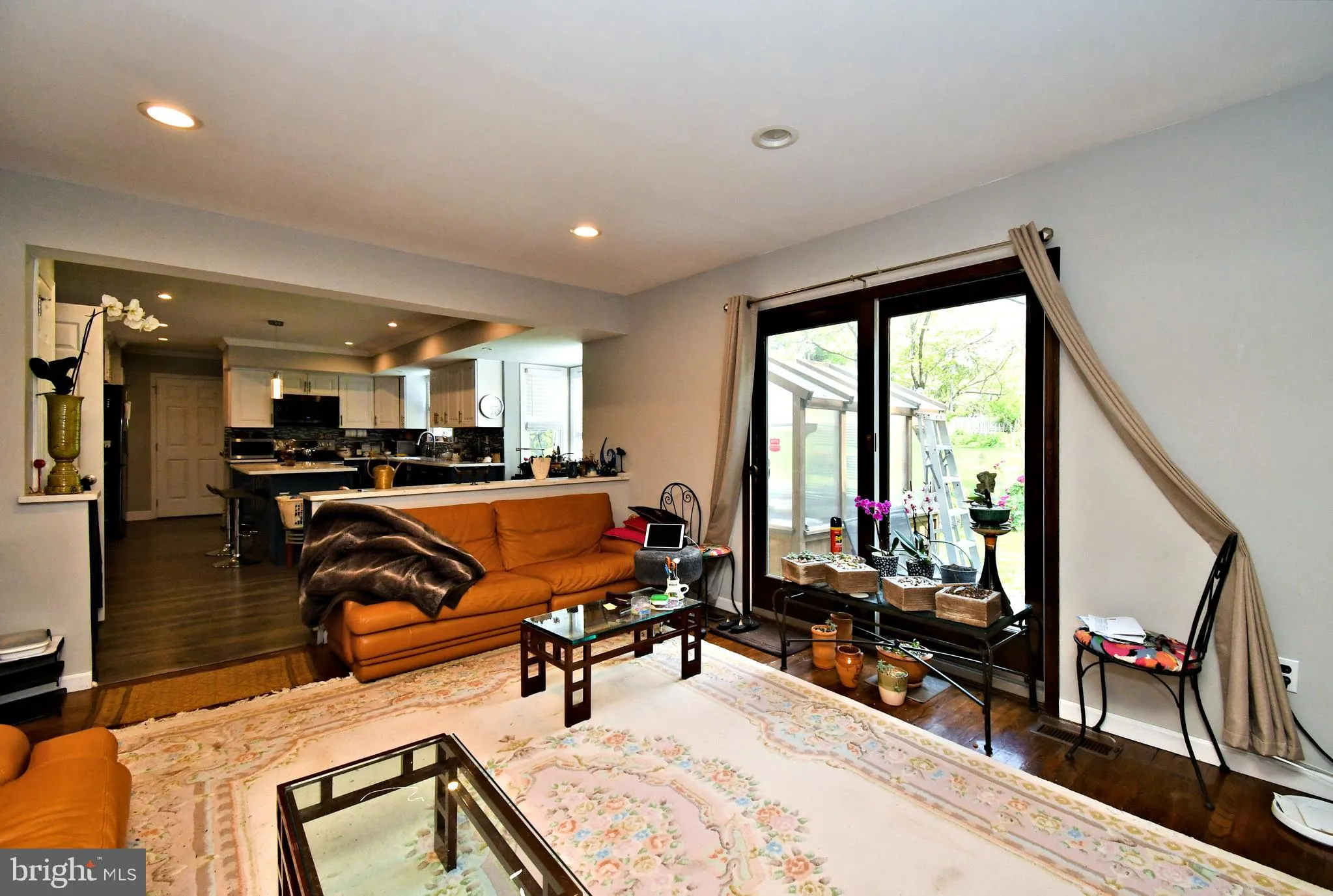 Wayne, Pennsylvania 19087, United States, 4 Bedrooms Bedrooms, ,3 BathroomsBathrooms,Residential,Active,122428