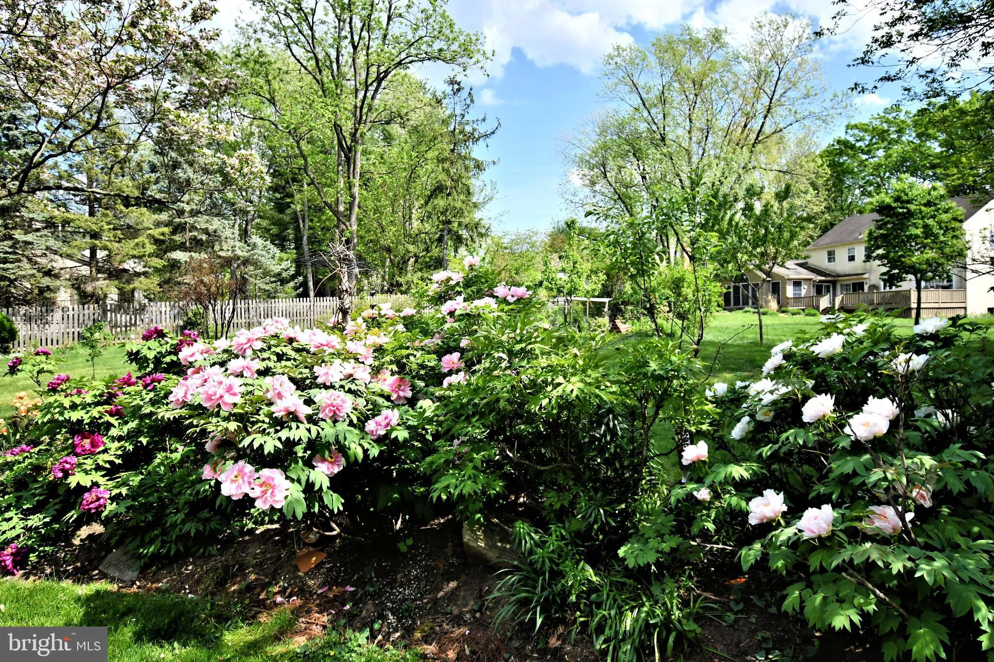 Wayne, Pennsylvania 19087, United States, 4 Bedrooms Bedrooms, ,3 BathroomsBathrooms,Residential,Active,122428