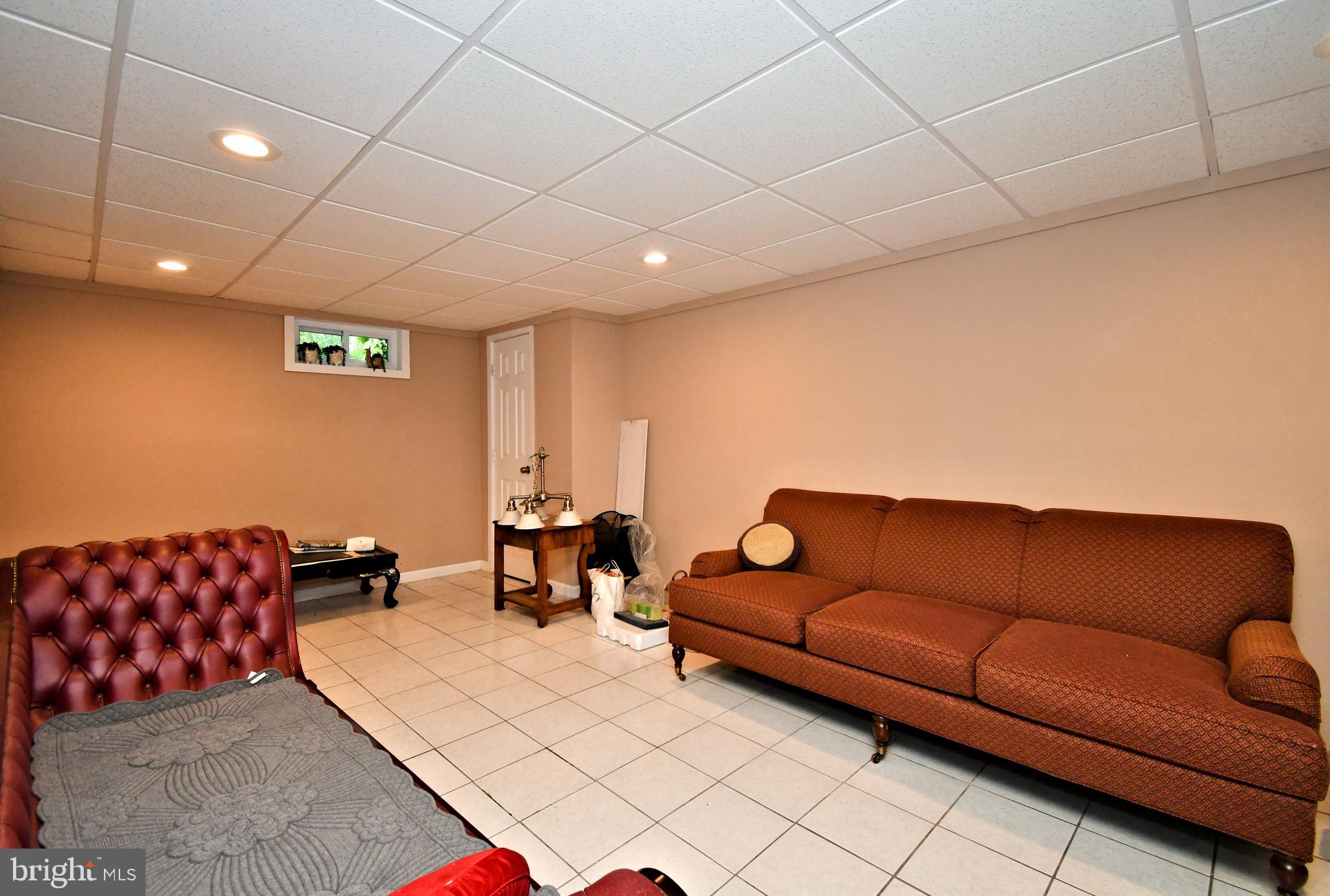 GLENHARDIE - Residential