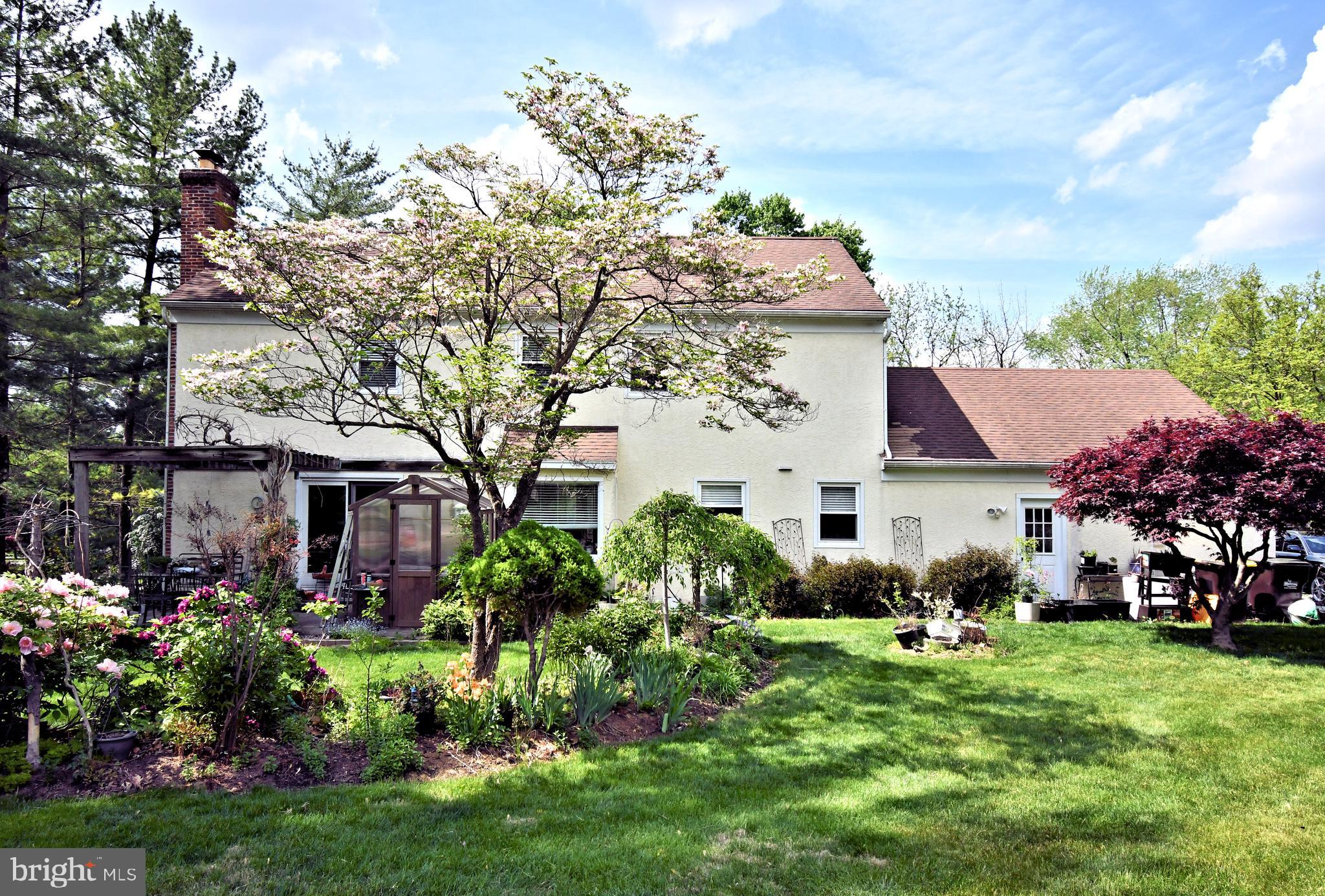 GLENHARDIE - Residential