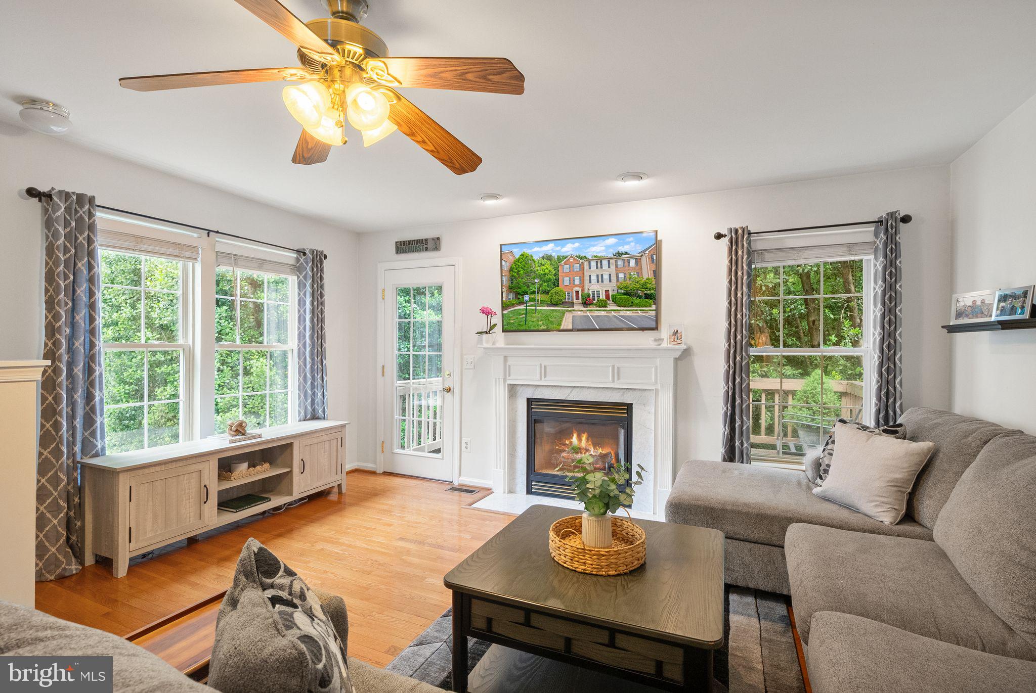 CEDAR LAKES - Residential