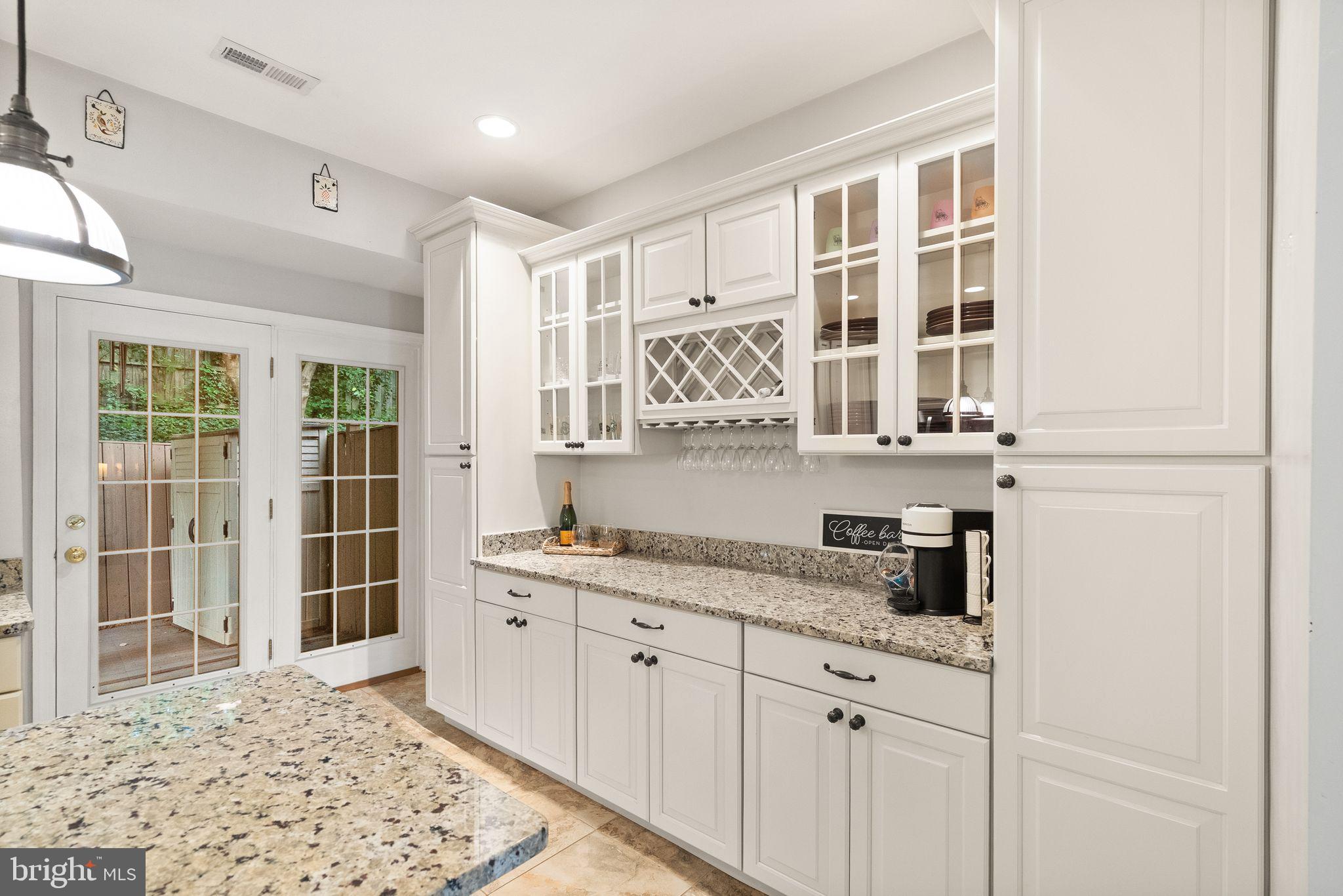 CEDAR LAKES - Residential