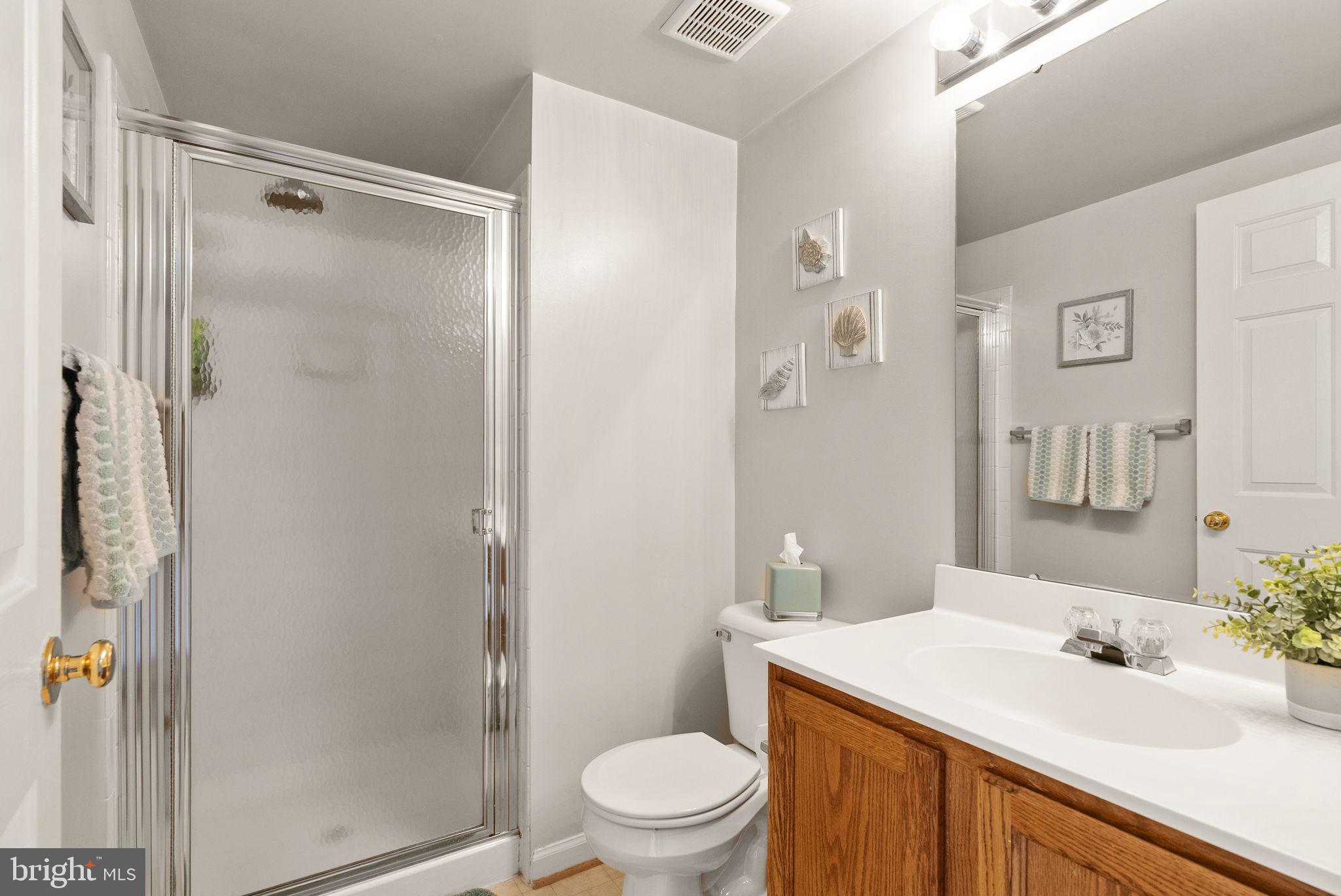 CEDAR LAKES - Residential