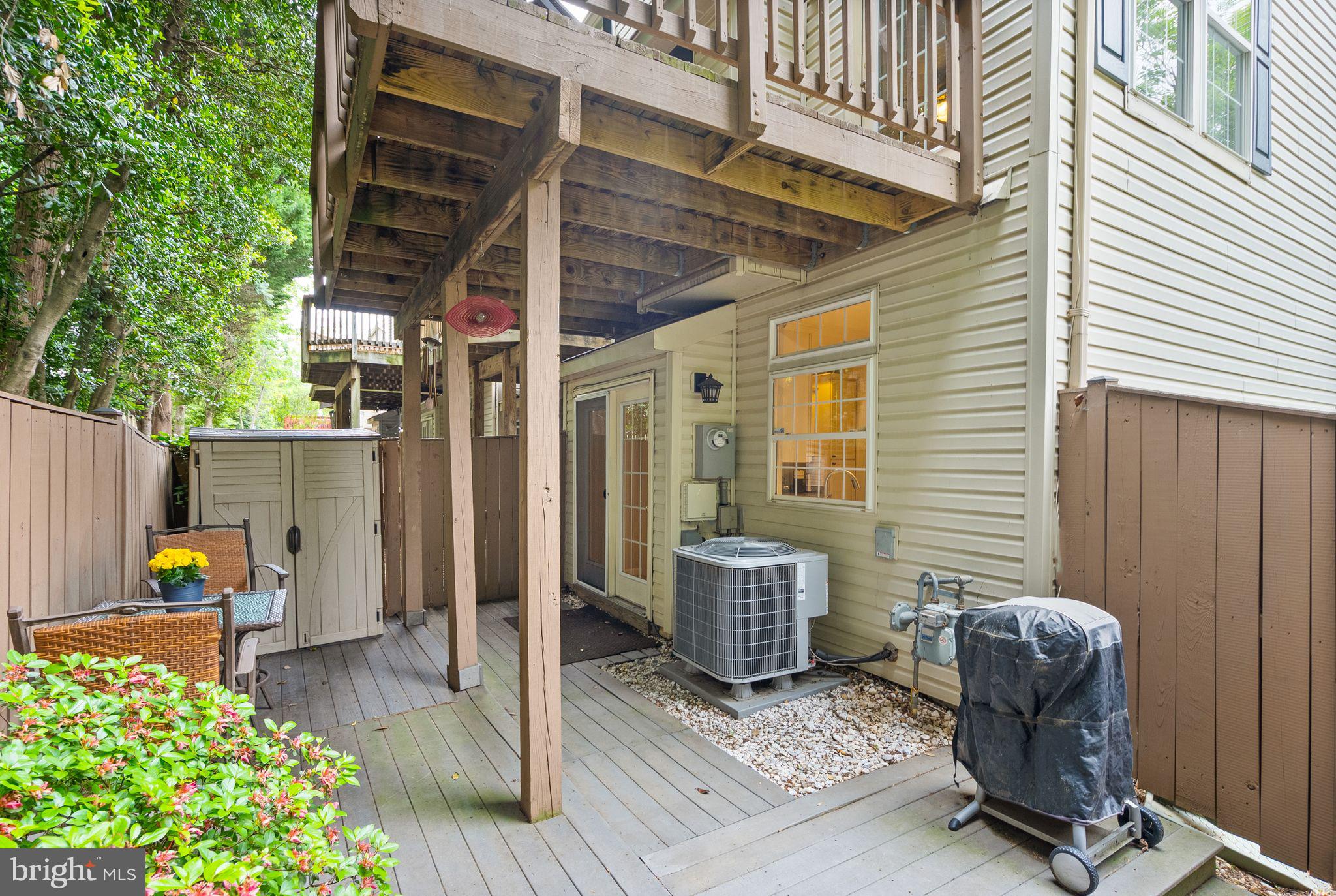 CEDAR LAKES - Residential