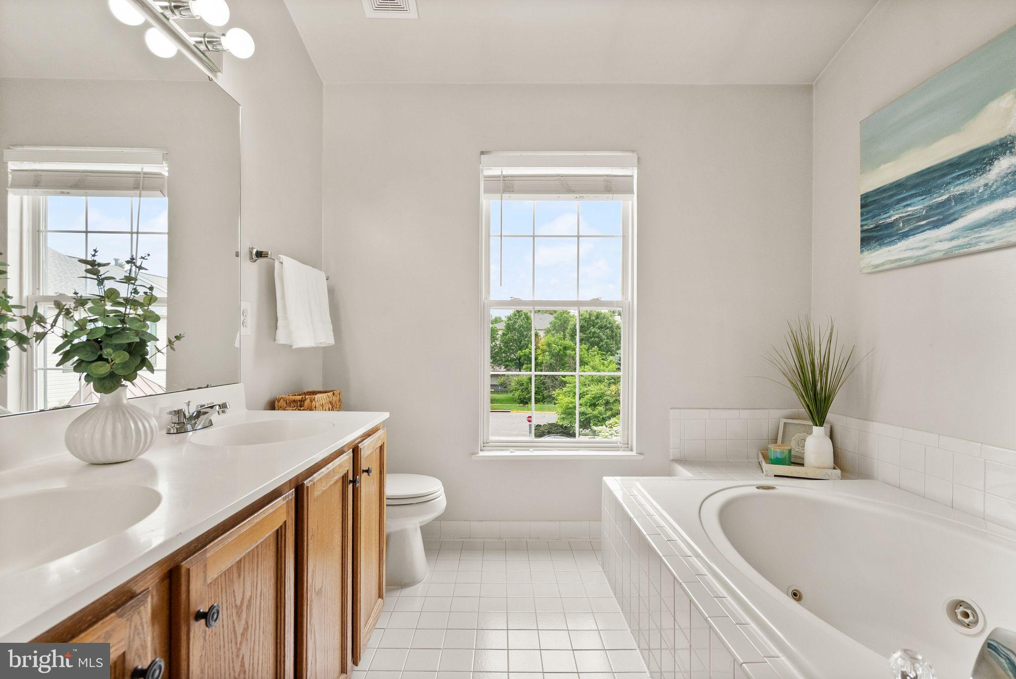 CEDAR LAKES - Residential