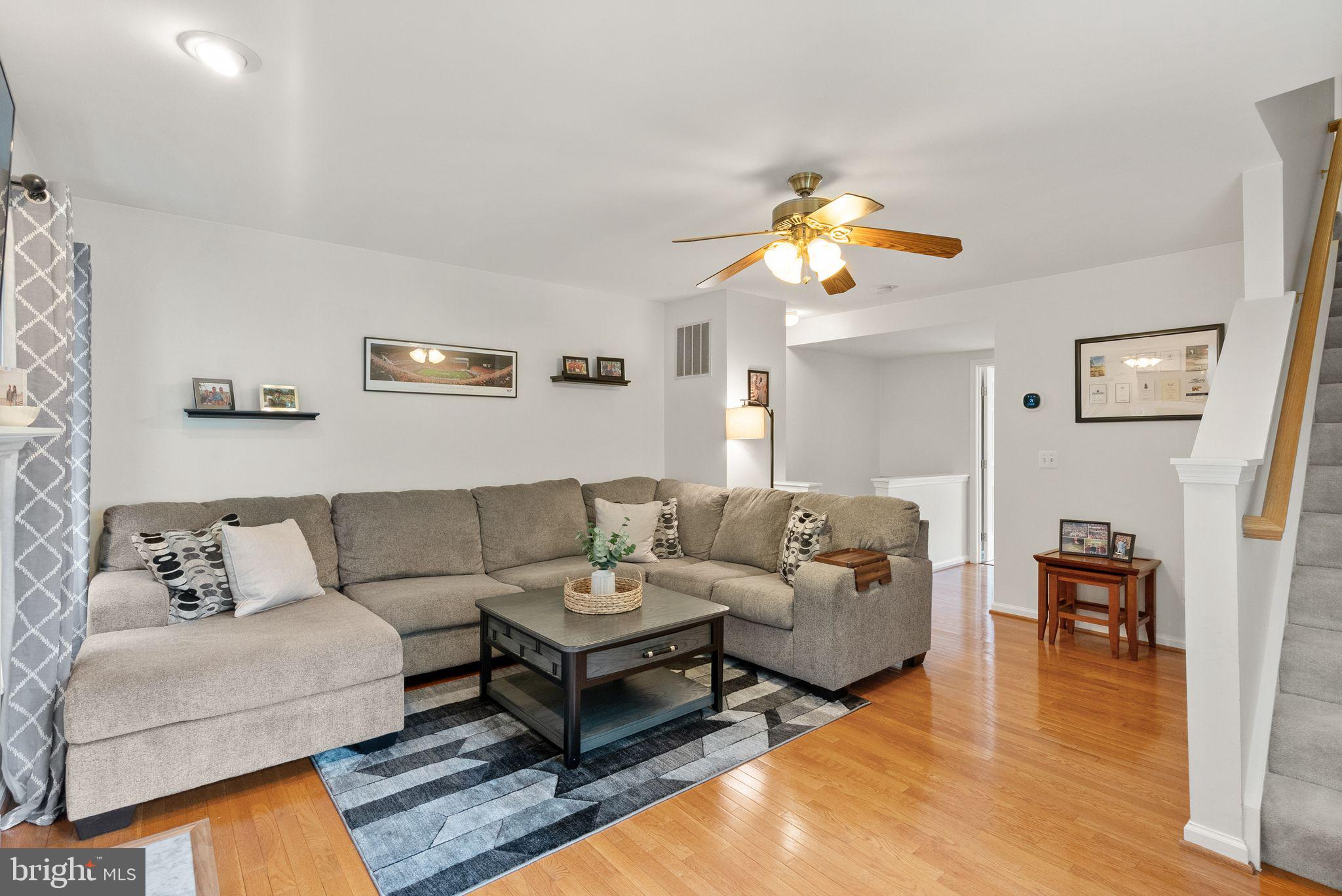 CEDAR LAKES - Residential