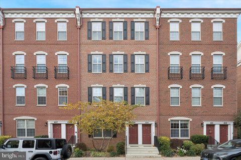 Photo of 610 Captains Way, PHILADELPHIA, PA 19146 (MLS # PAPH2571106)