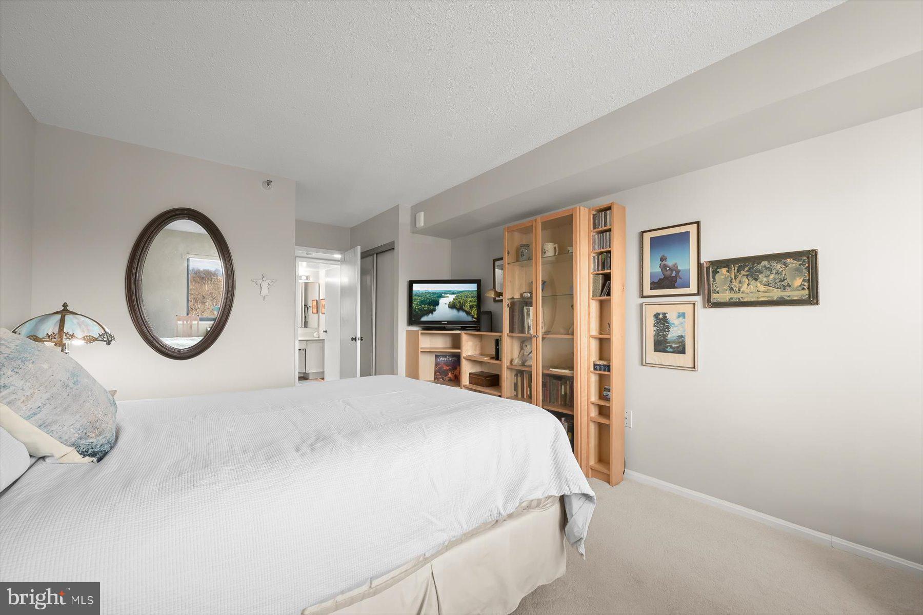 GREENS AT LEISURE WORLD - Residential