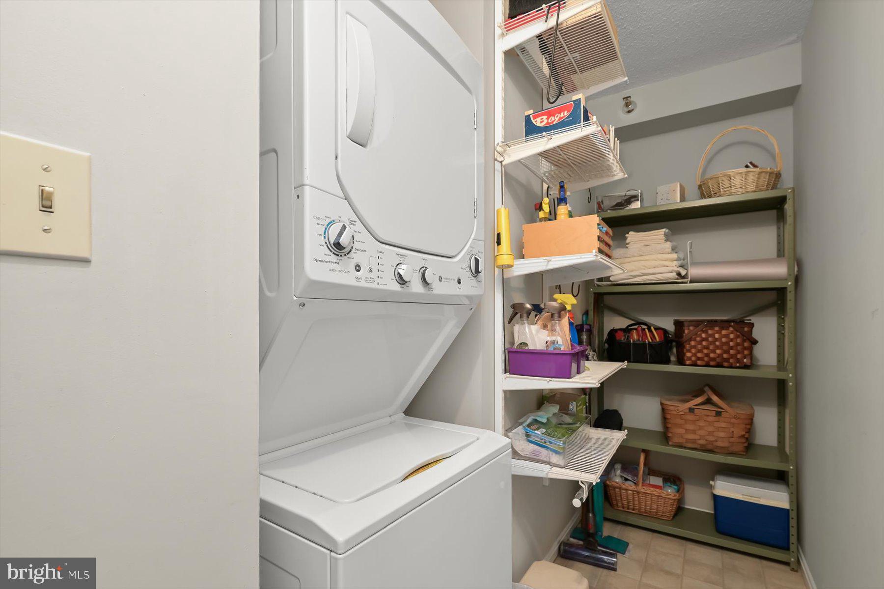 GREENS AT LEISURE WORLD - Residential