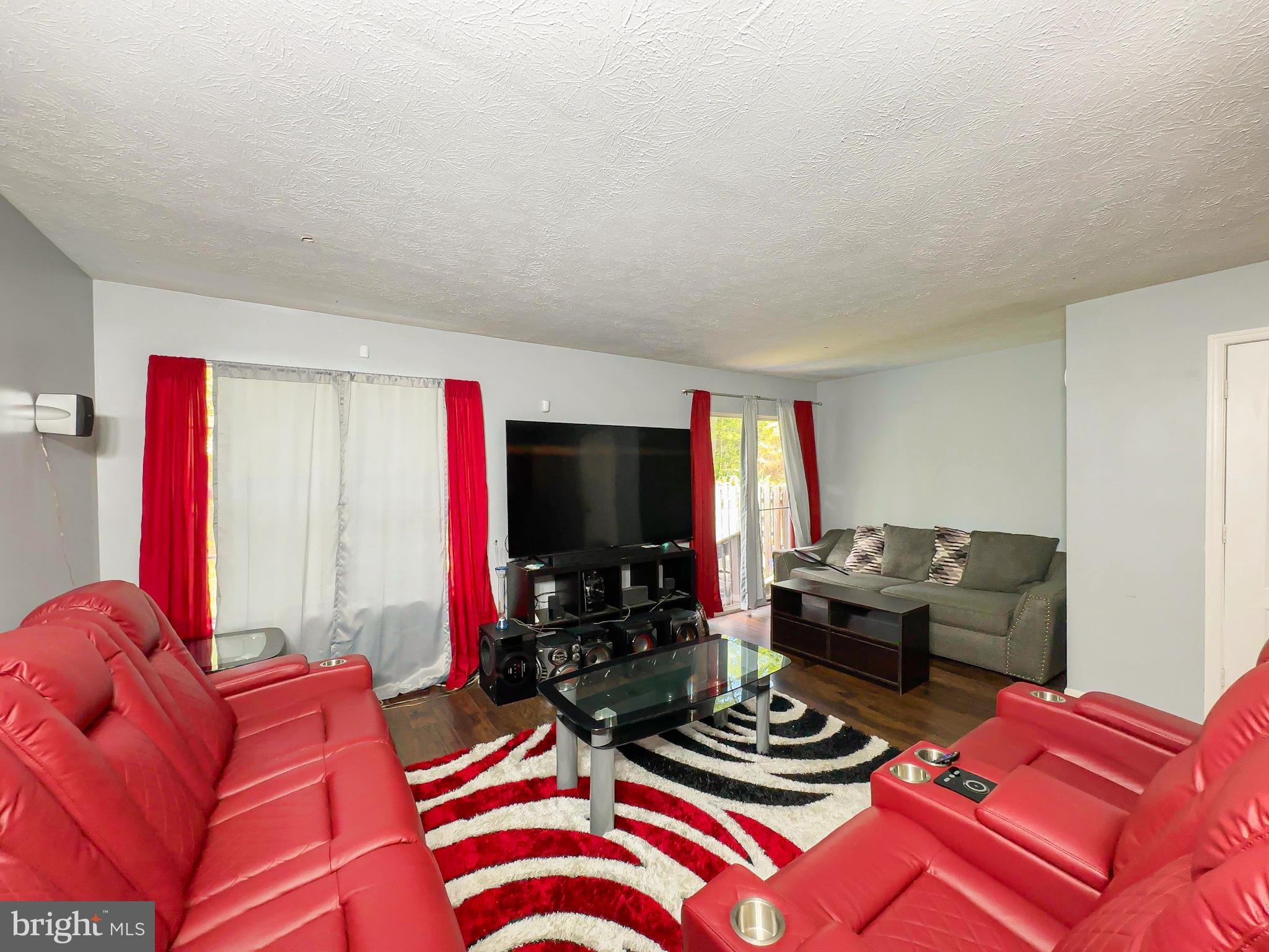 SOUTH HAMPTON SUB - Residential