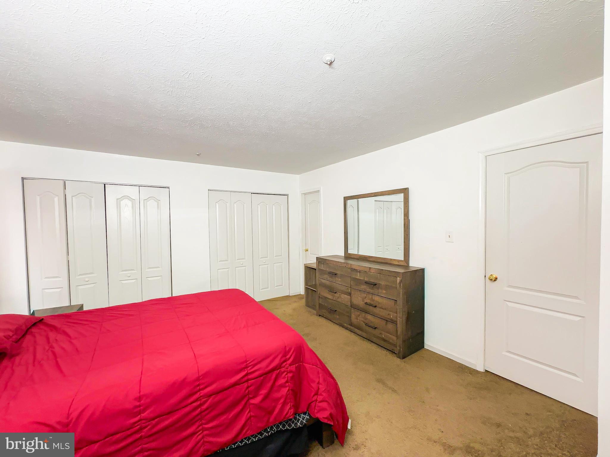 SOUTH HAMPTON SUB - Residential