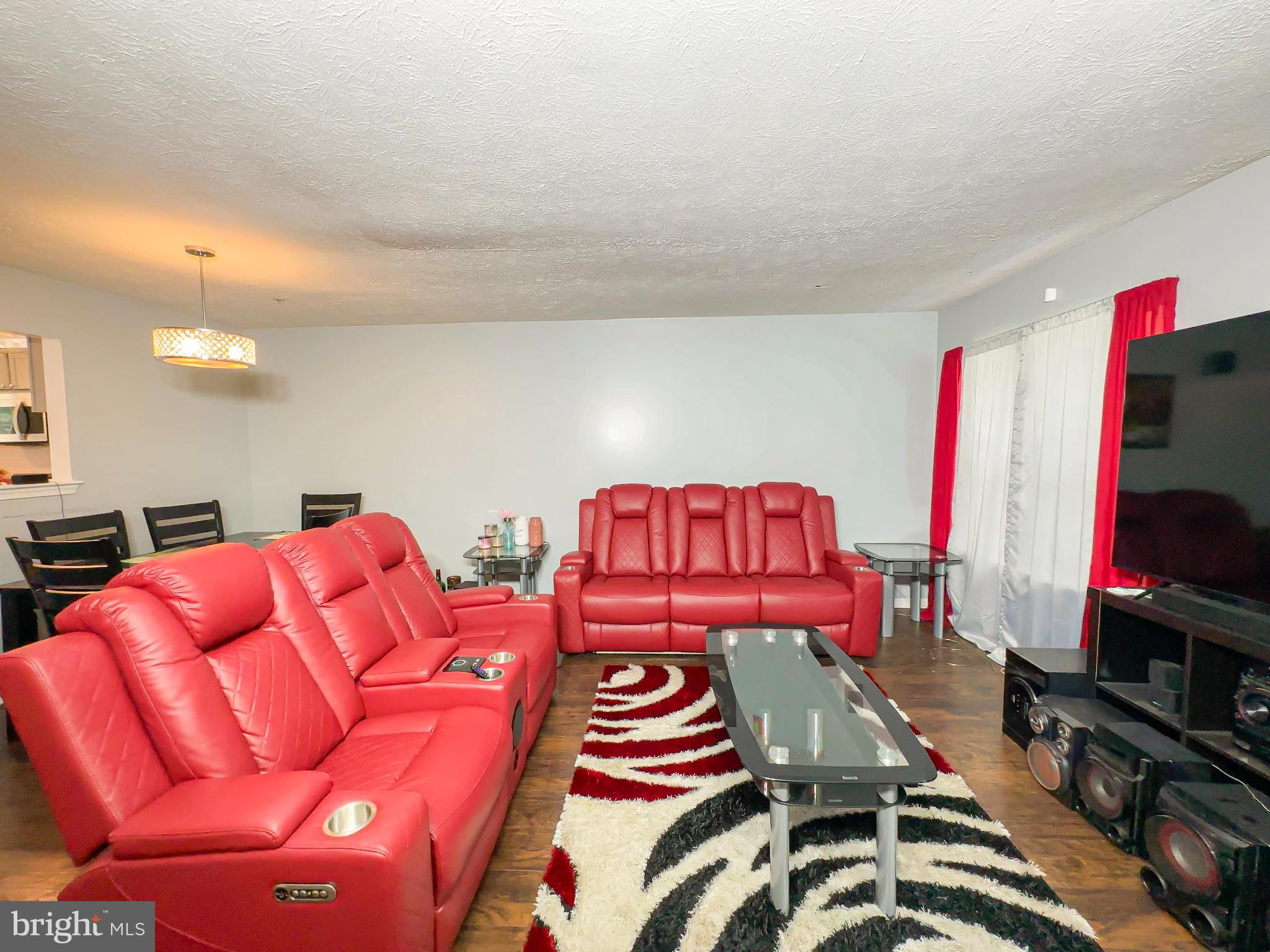 SOUTH HAMPTON SUB - Residential