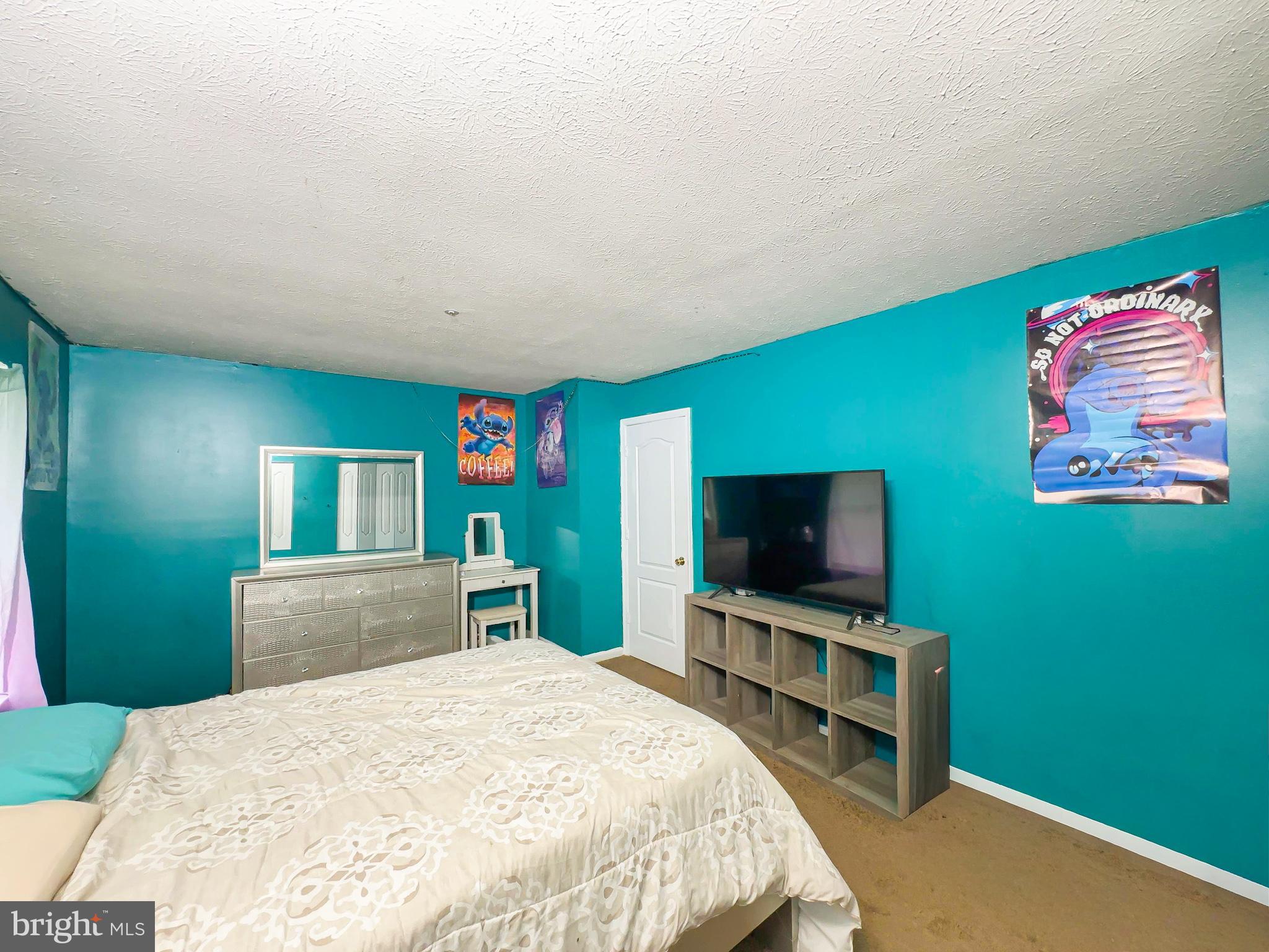 SOUTH HAMPTON SUB - Residential