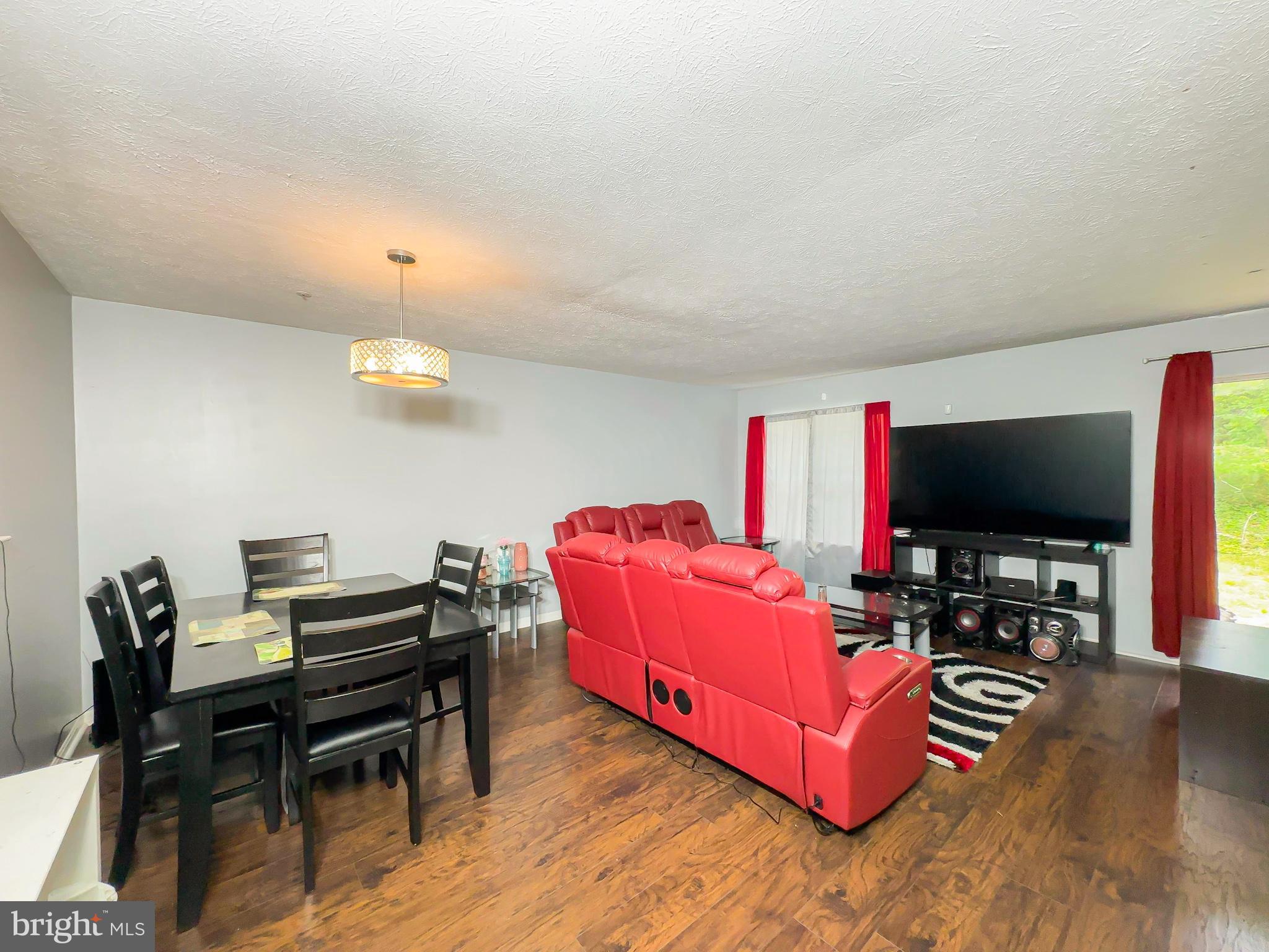 SOUTH HAMPTON SUB - Residential