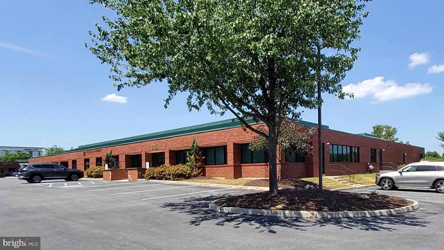 WYOMISSING - Commercial Sale