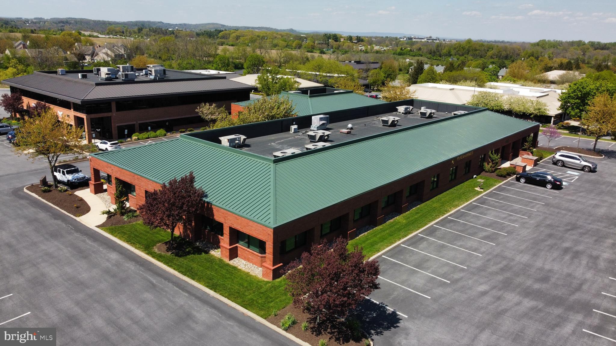 WYOMISSING - Commercial Sale