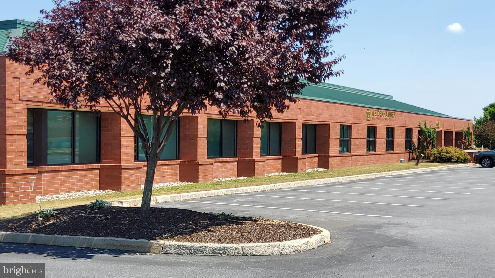 WYOMISSING - Commercial Sale